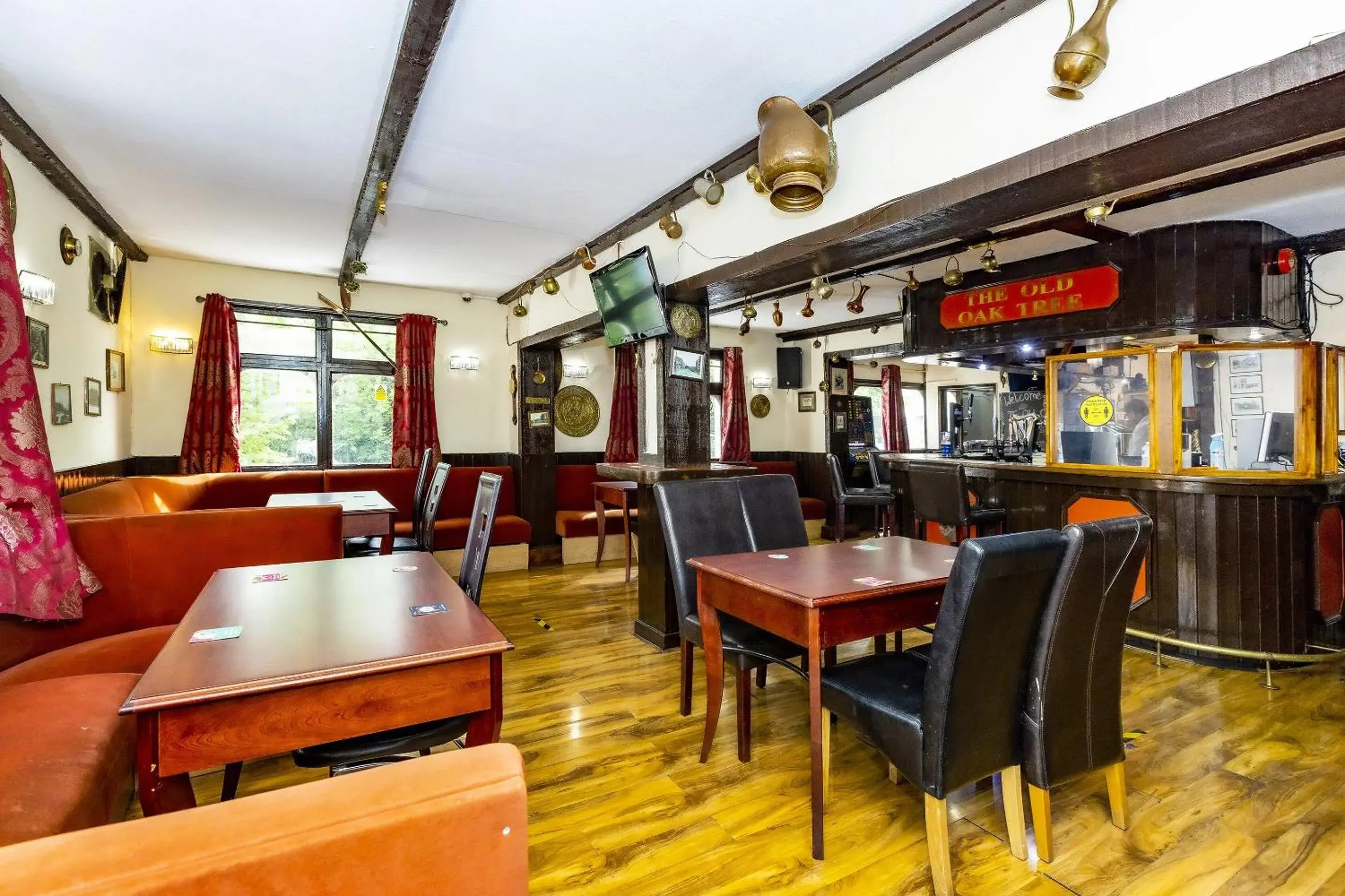 Restaurant/places to eat in Old Oak Tree Inn Restaurant/places to eat in Old Oak Tree Inn