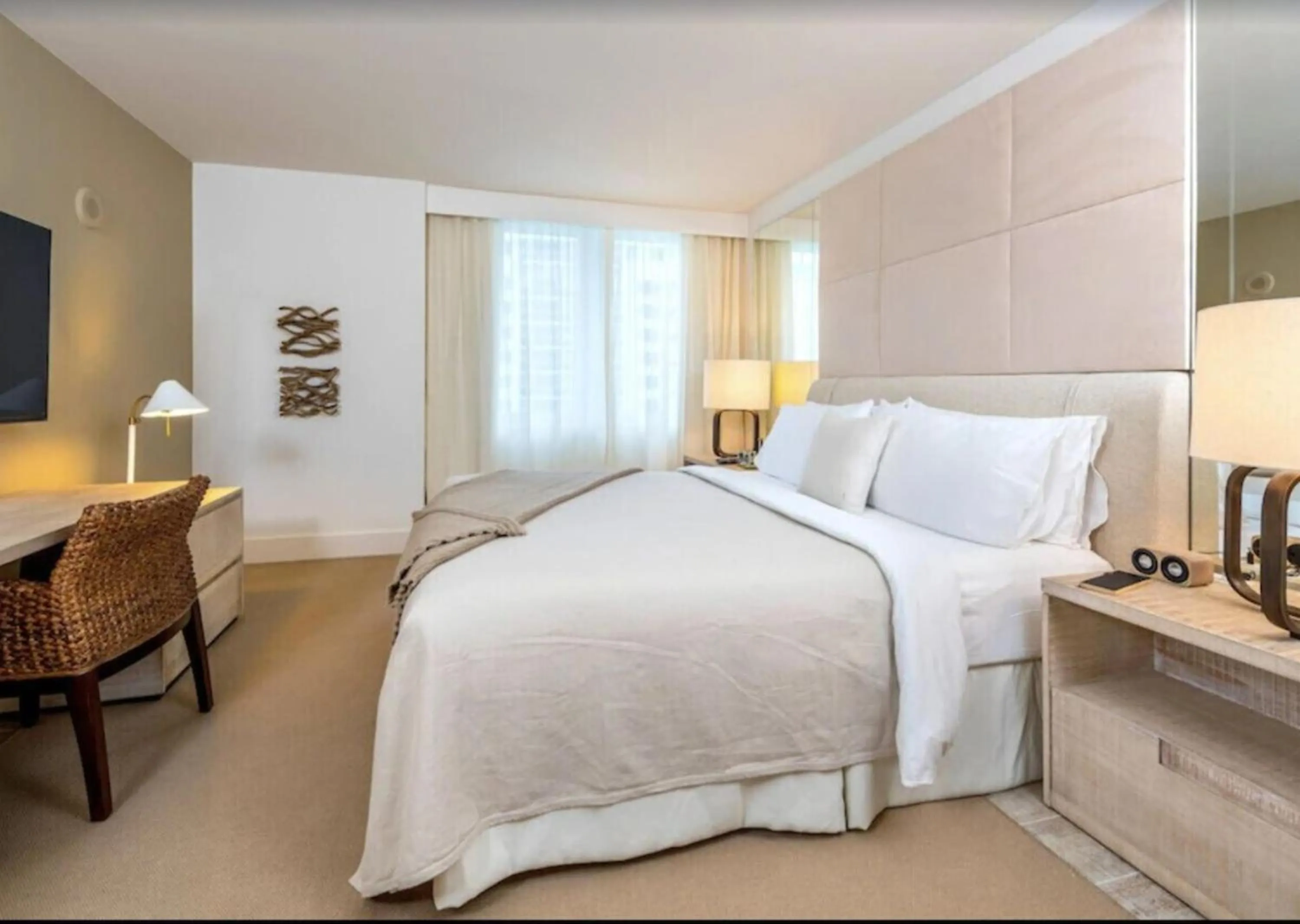 Bedroom, Bed in 1 Hotel & Homes Miami Beach Oceanfront Residence Suites By Joe Semary