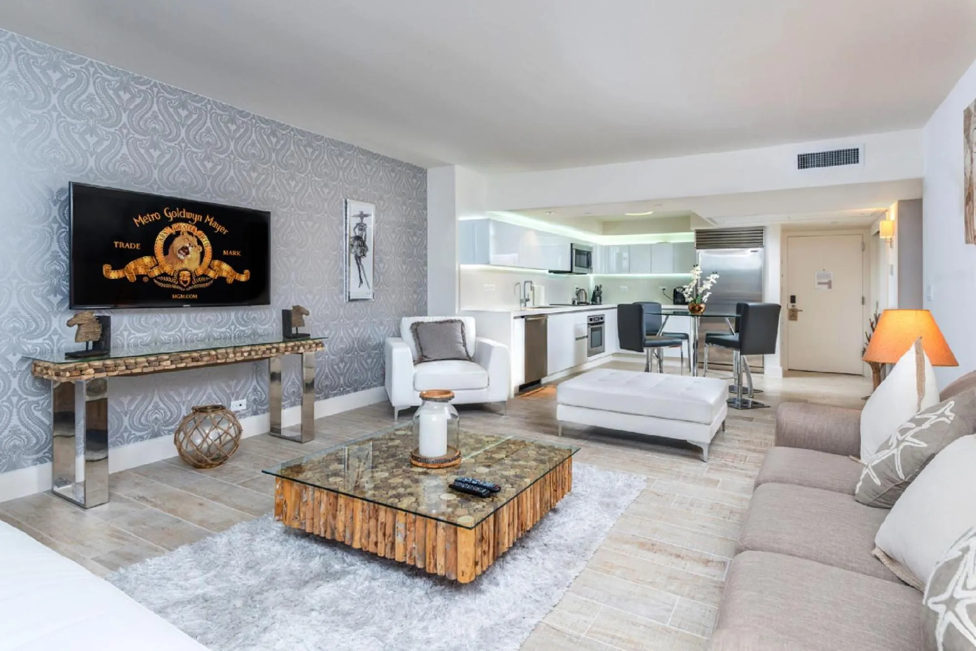 1 Hotel & Homes Miami Beach Oceanfront Residence Suites By Joe Semary