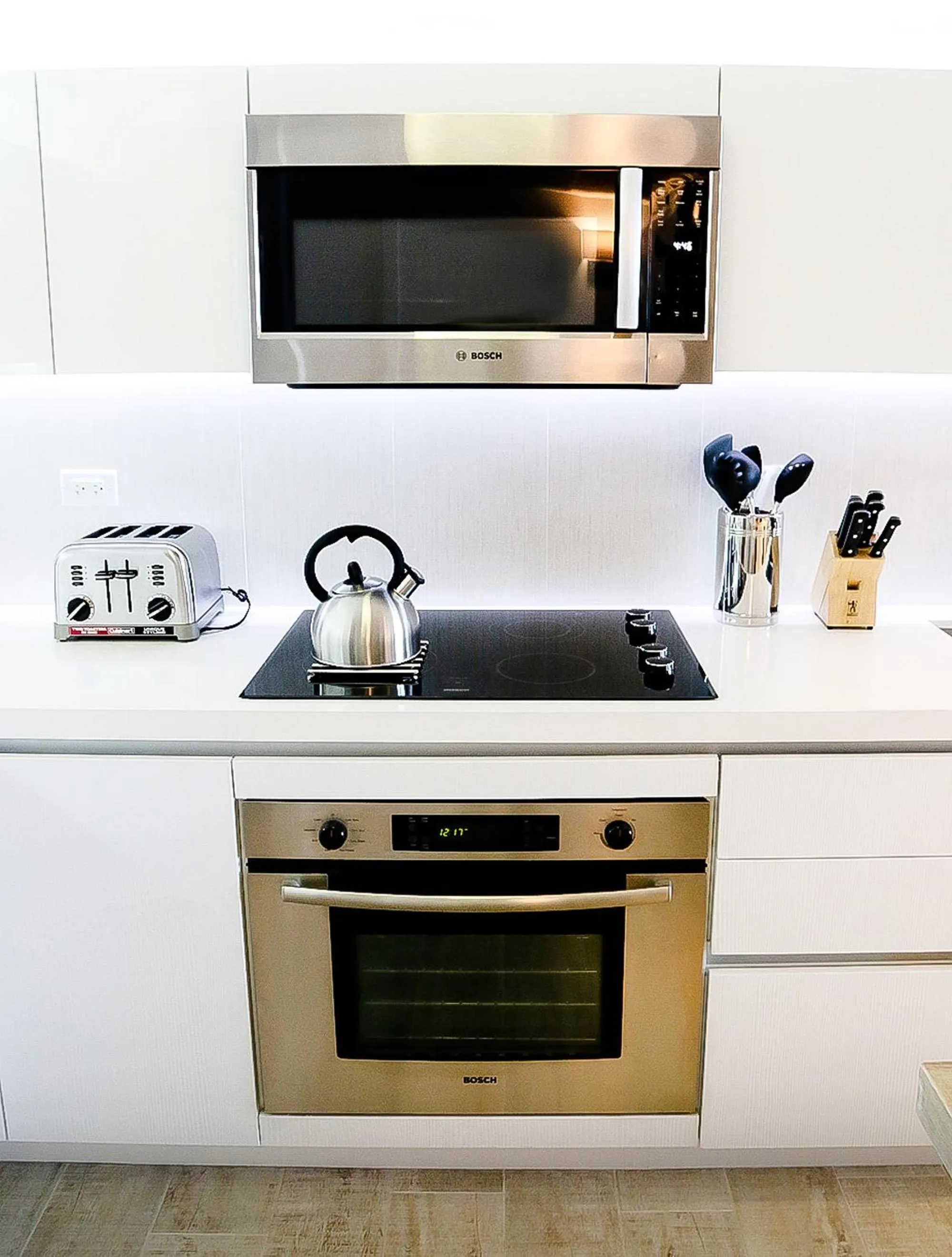 stove in 1 Hotel & Homes Miami Beach Oceanfront Residence Suites By Joe Semary