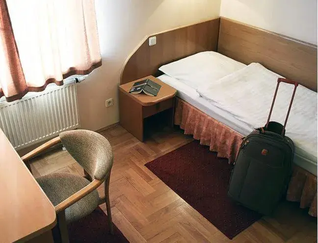 Single Room in Hotel Bielany Single Room in Hotel Bielany