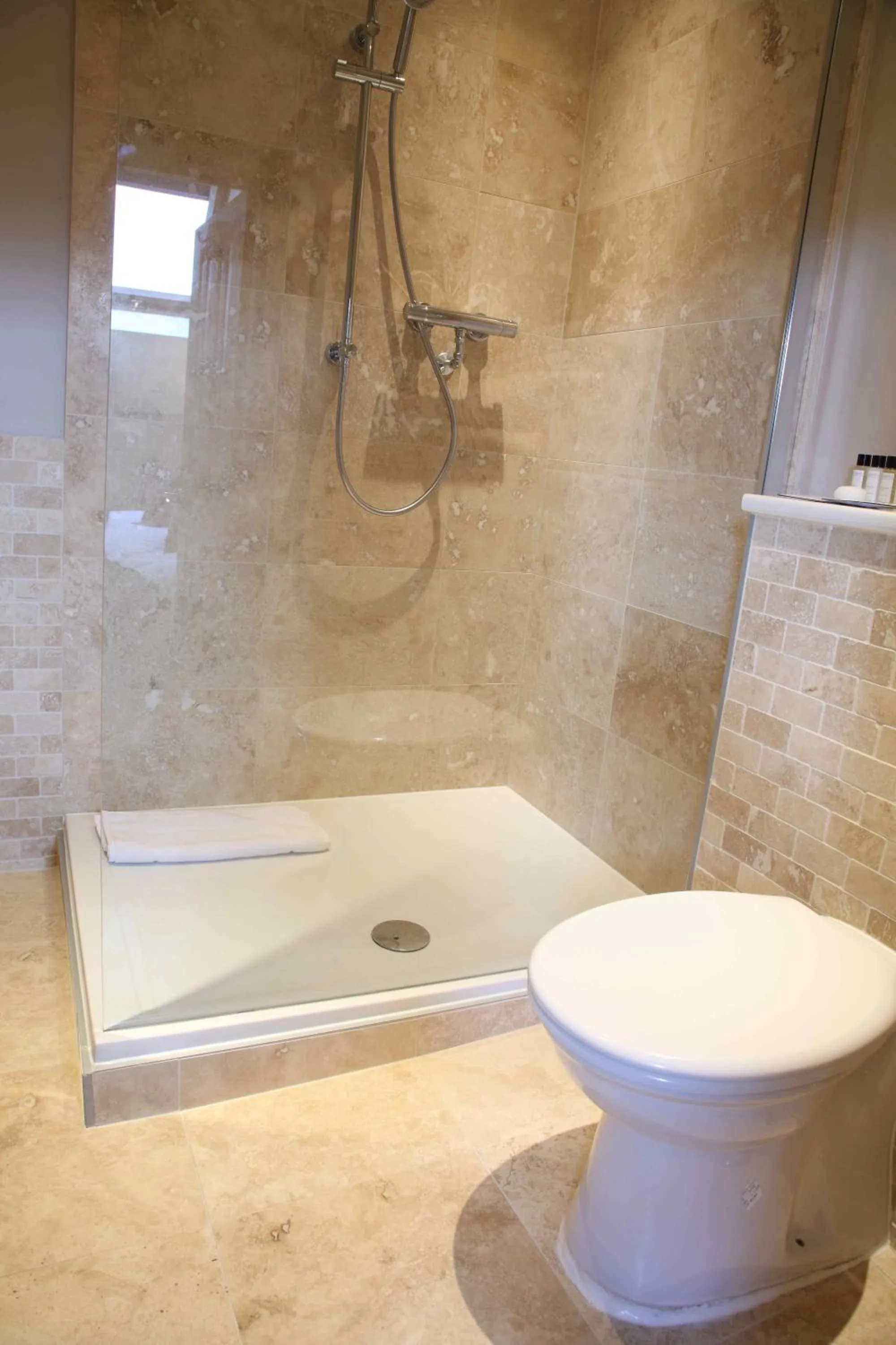 Day in Flower Pot Hotel