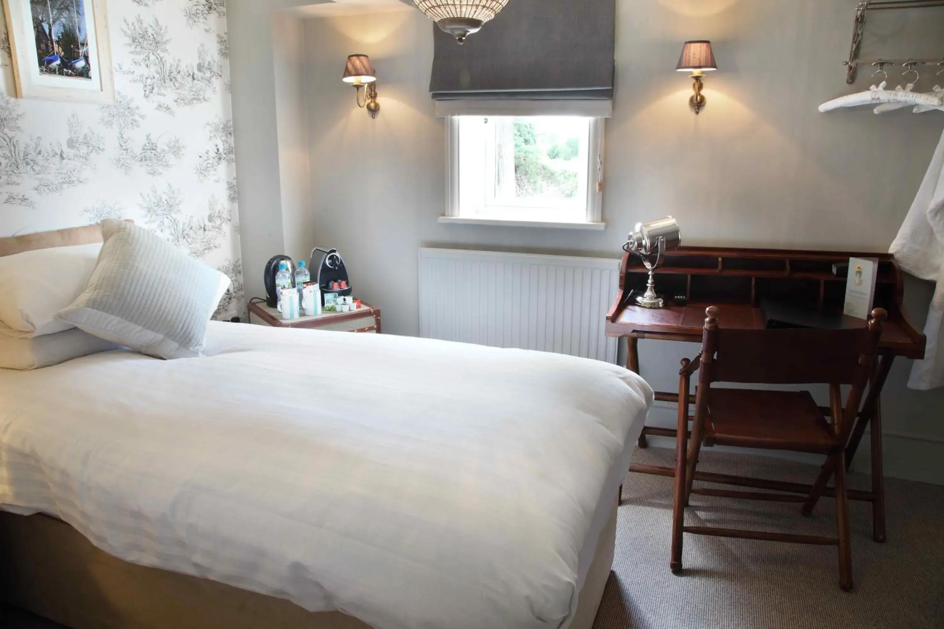 Twin Room in Flower Pot Hotel Twin Room in Flower Pot Hotel