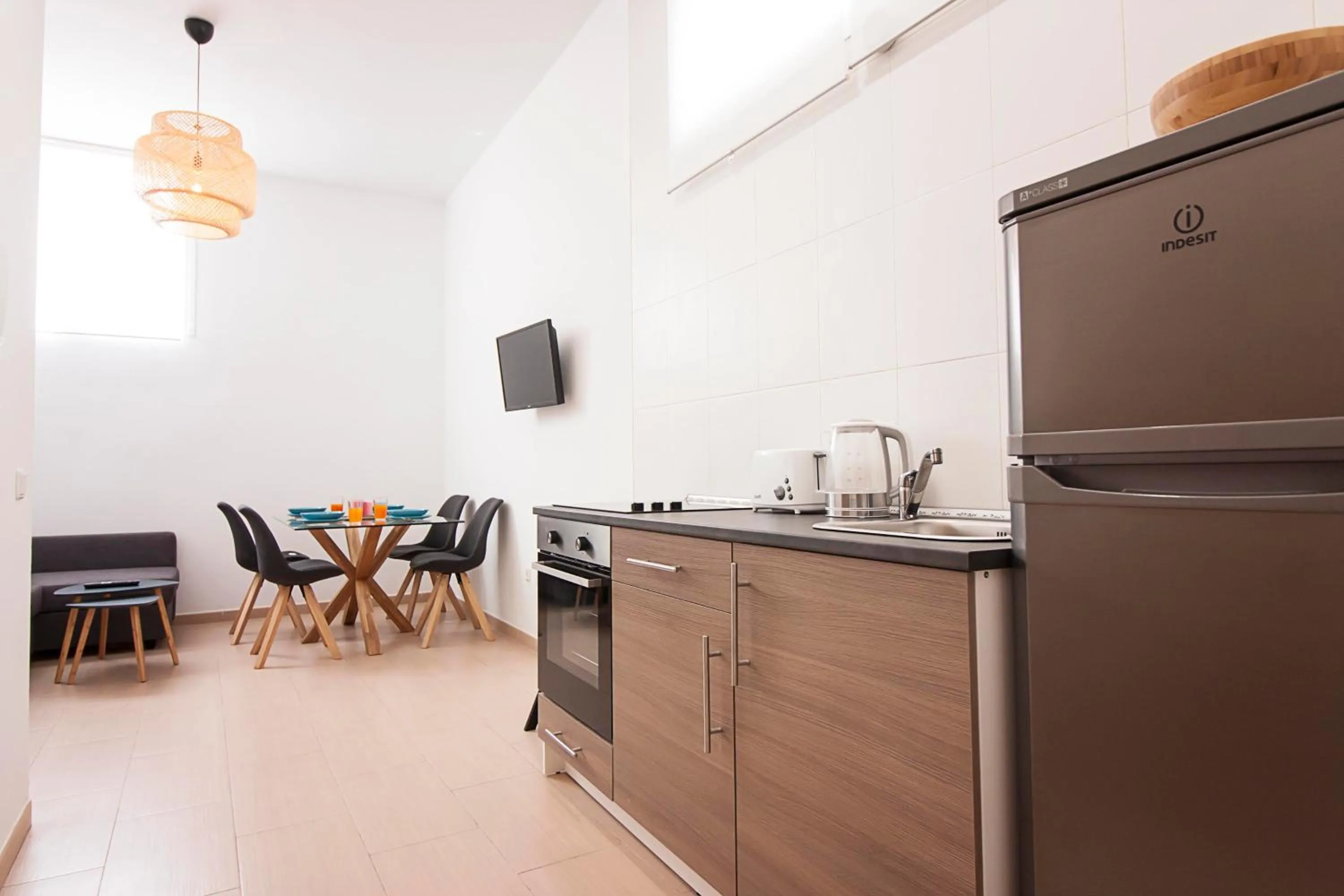 Kitchen or kitchenette in Rayito by FreshApartments by Bossh! Apartments