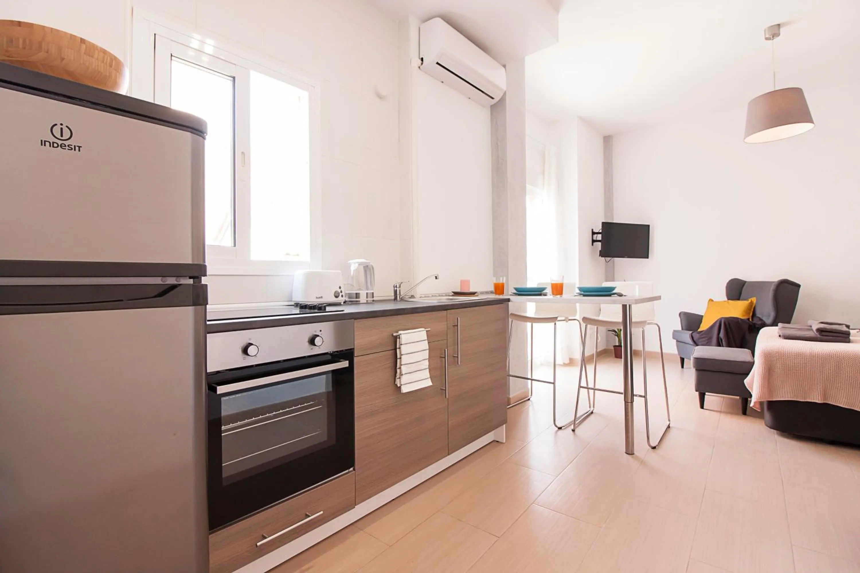 Kitchen or kitchenette in Rayito by FreshApartments by Bossh! Apartments