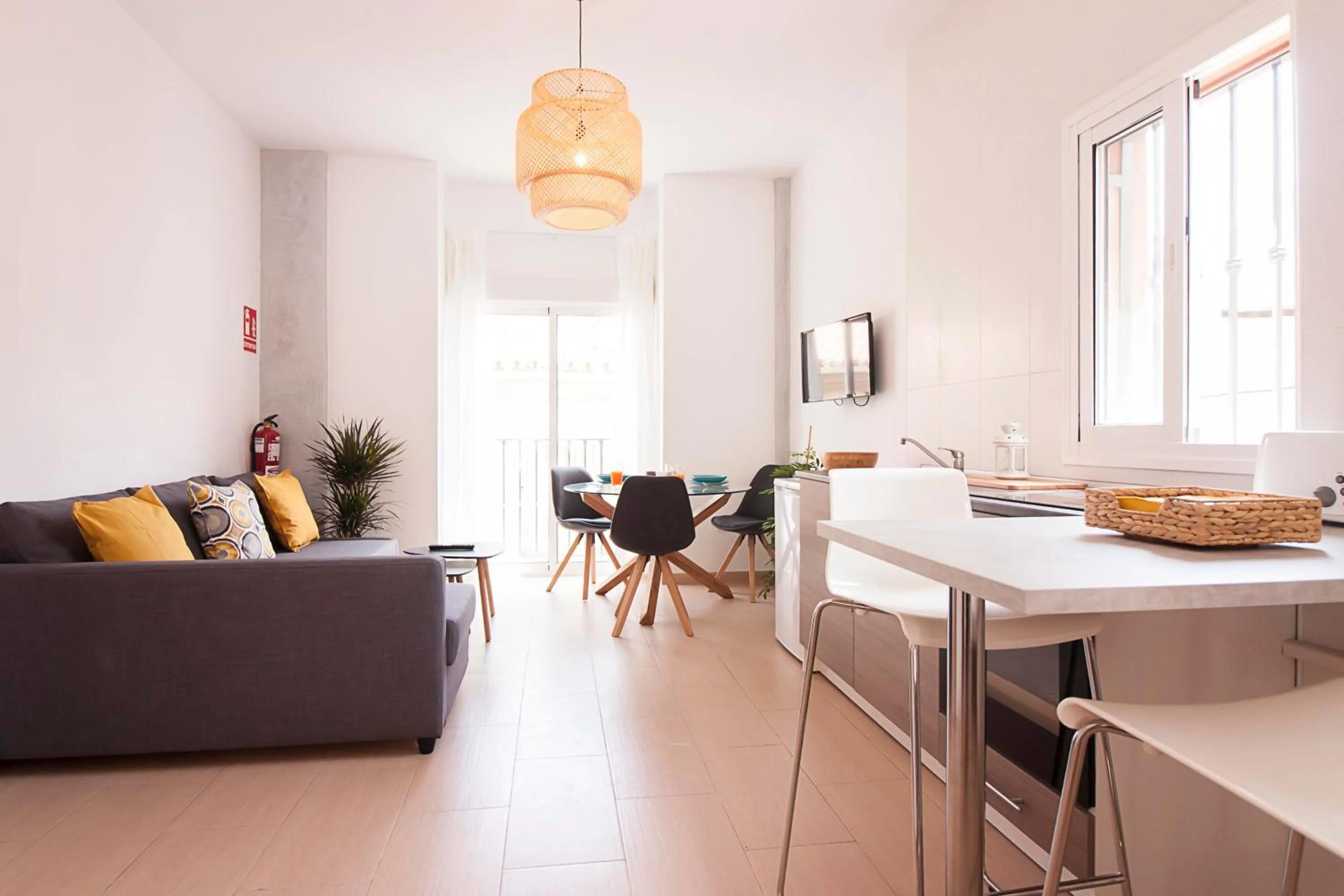 Kitchen or kitchenette in Rayito by FreshApartments by Bossh! Apartments