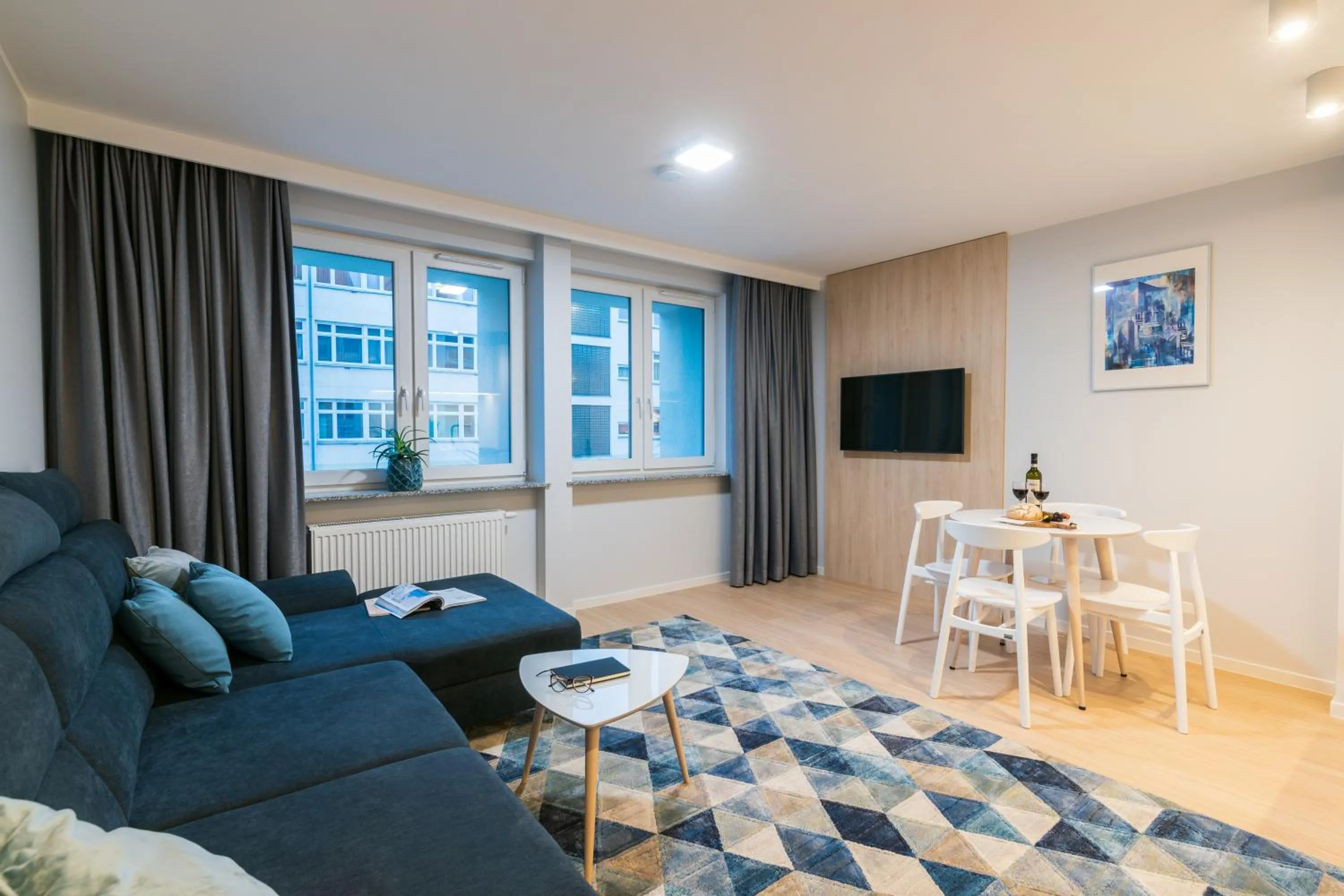 TV and multimedia in Q17 Apartments Rynek