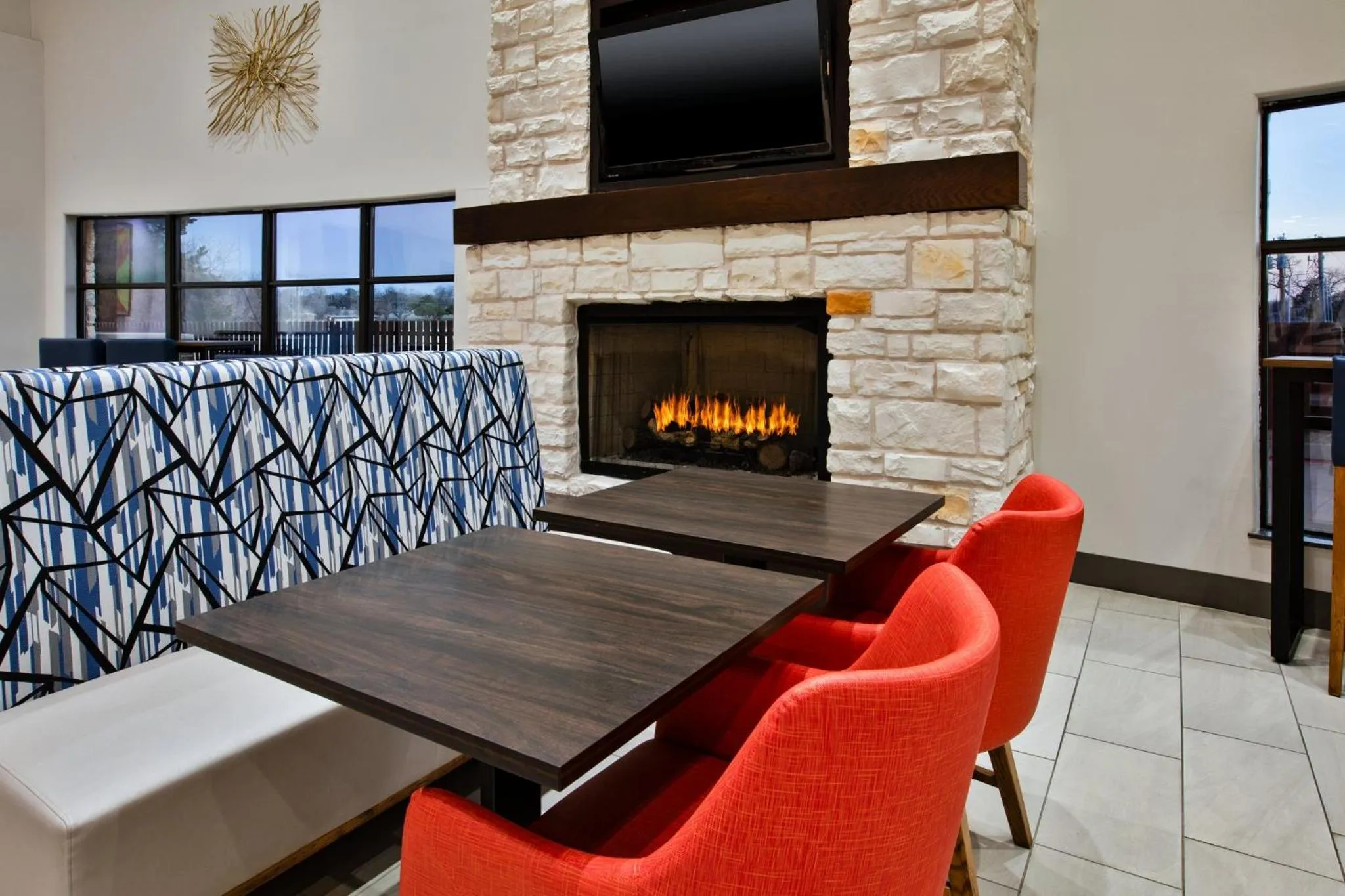 Breakfast in Holiday Inn Express Hotel and Suites Duncan by IHG