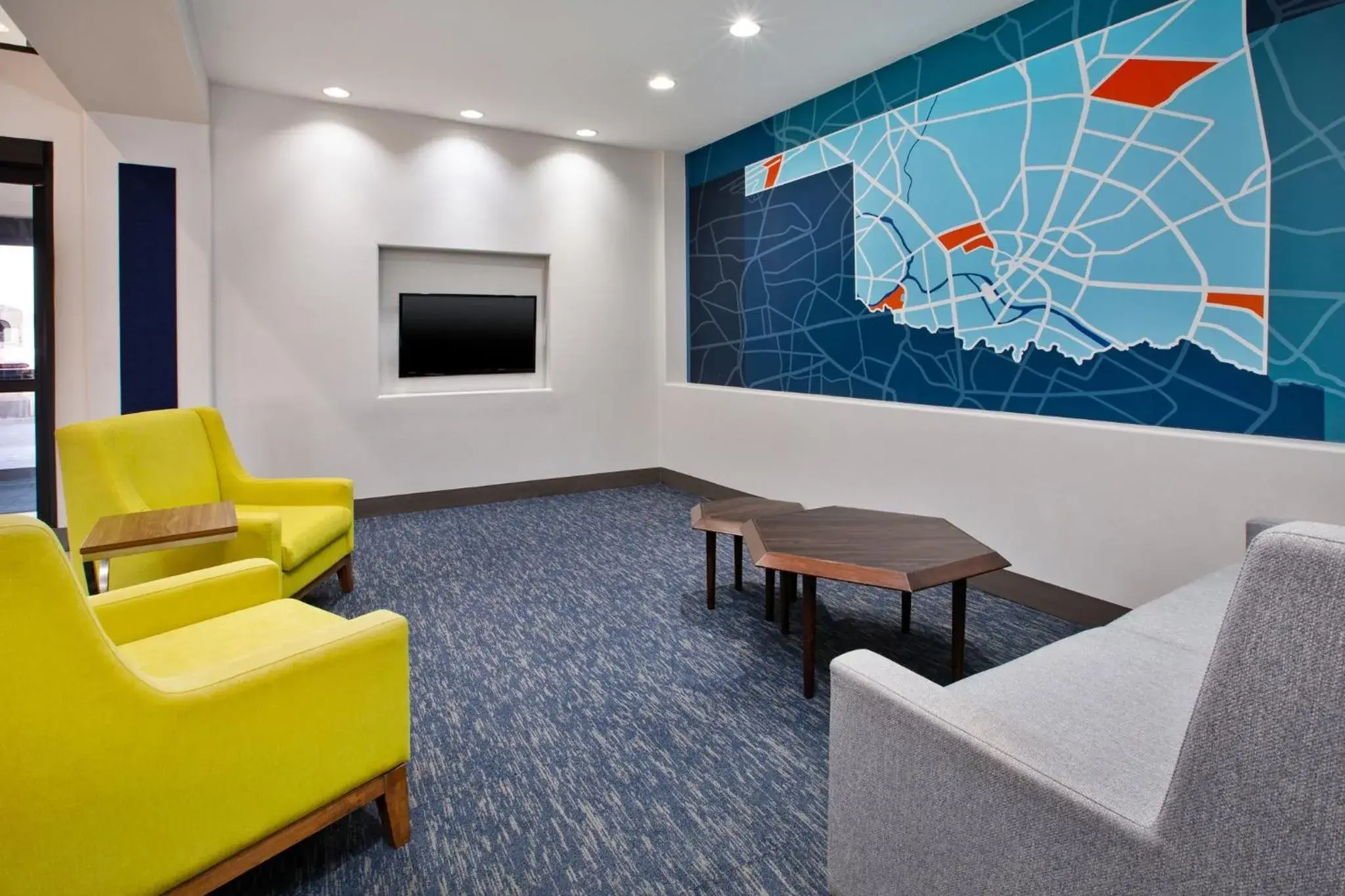 Property building in Holiday Inn Express Hotel and Suites Duncan by IHG Property building in Holiday Inn Express Hotel and Suites Duncan by IHG