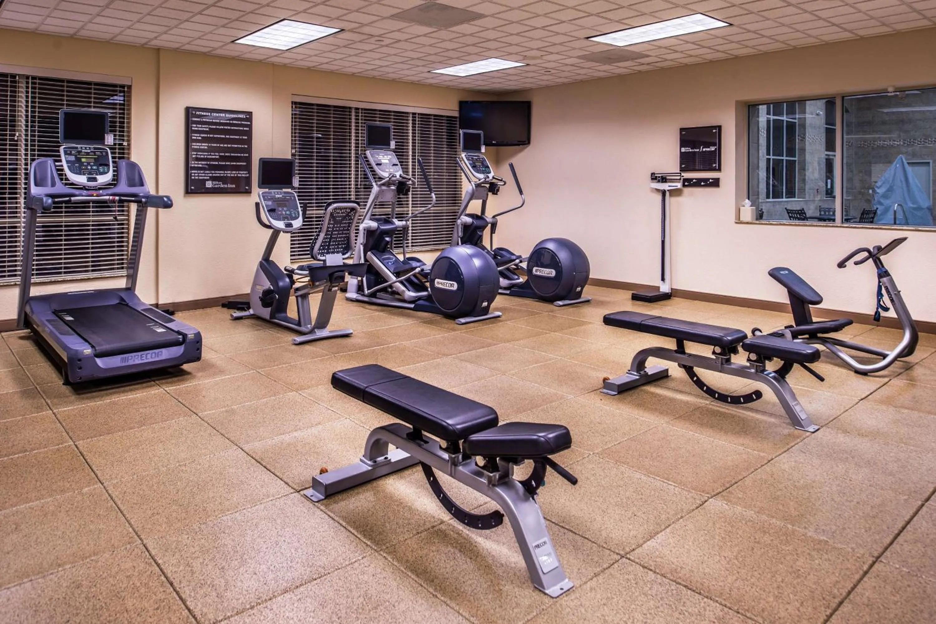 Fitness centre/facilities in Hilton Garden Inn Bend