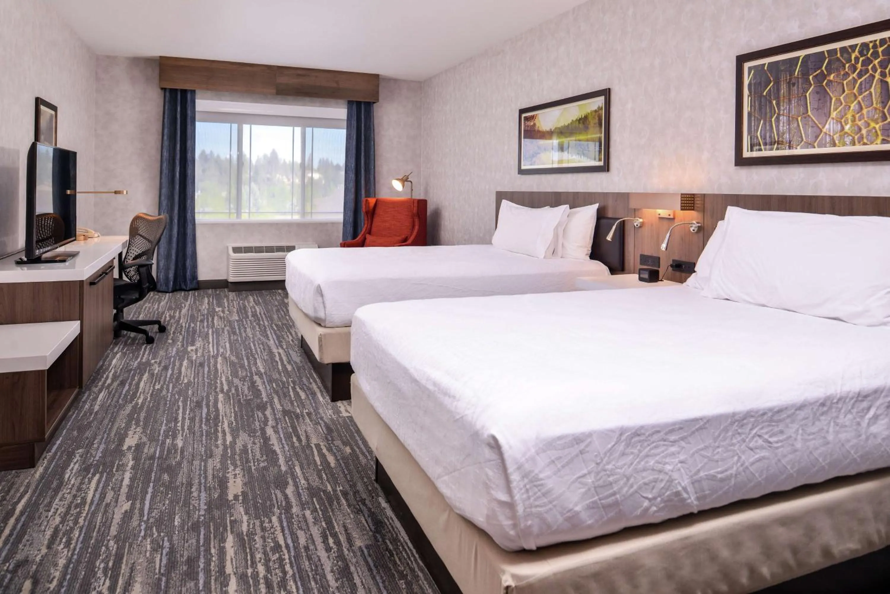 Bedroom, Bed in Hilton Garden Inn Bend