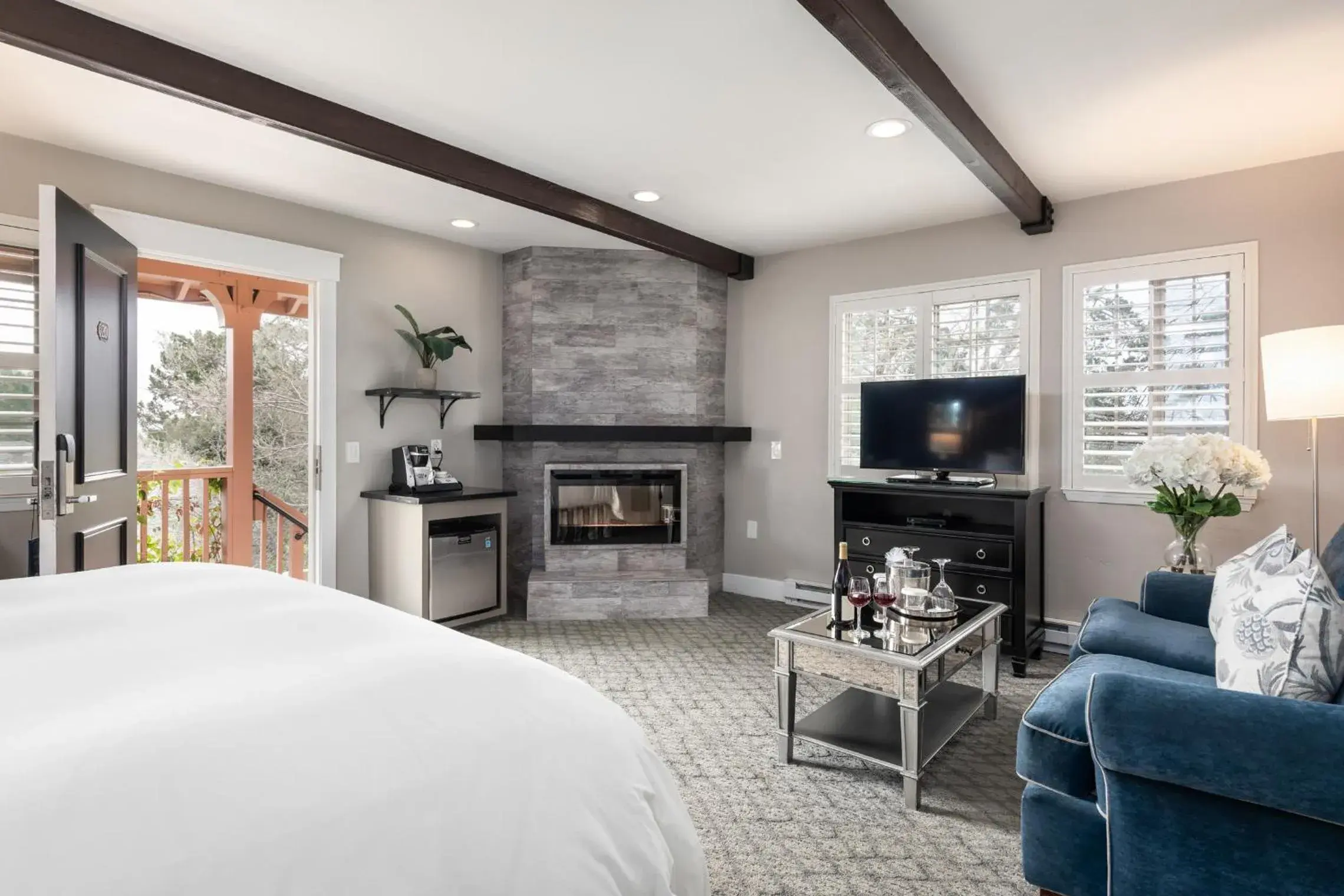 Bed in Candle Light Inn Bed in Candle Light Inn