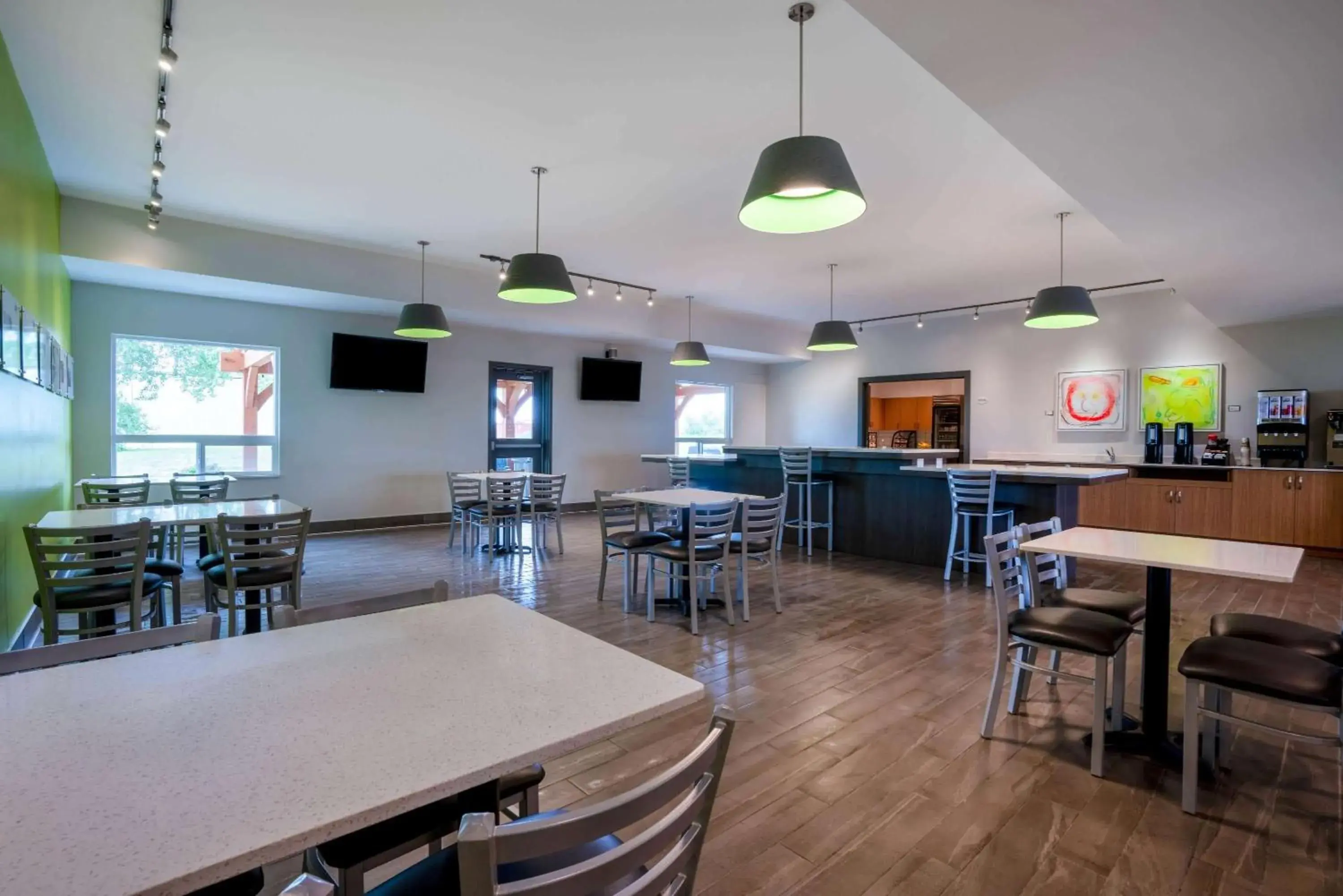 Breakfast in Super 8 by Wyndham Winnipeg East MB Breakfast in Super 8 by Wyndham Winnipeg East MB