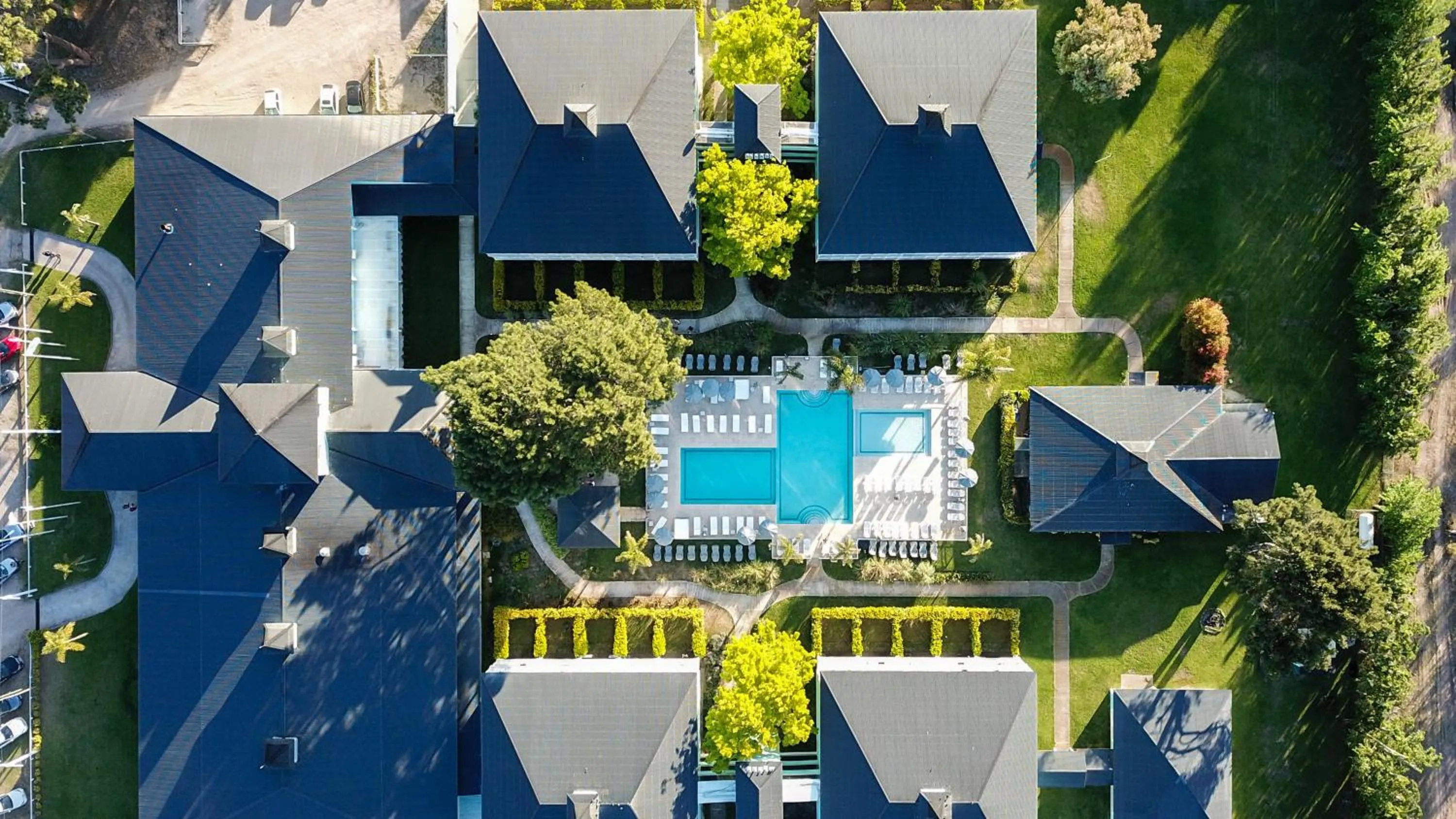 Bird's eye view in Howard Johnson Hotel & Convention Center Madariaga - Carilo