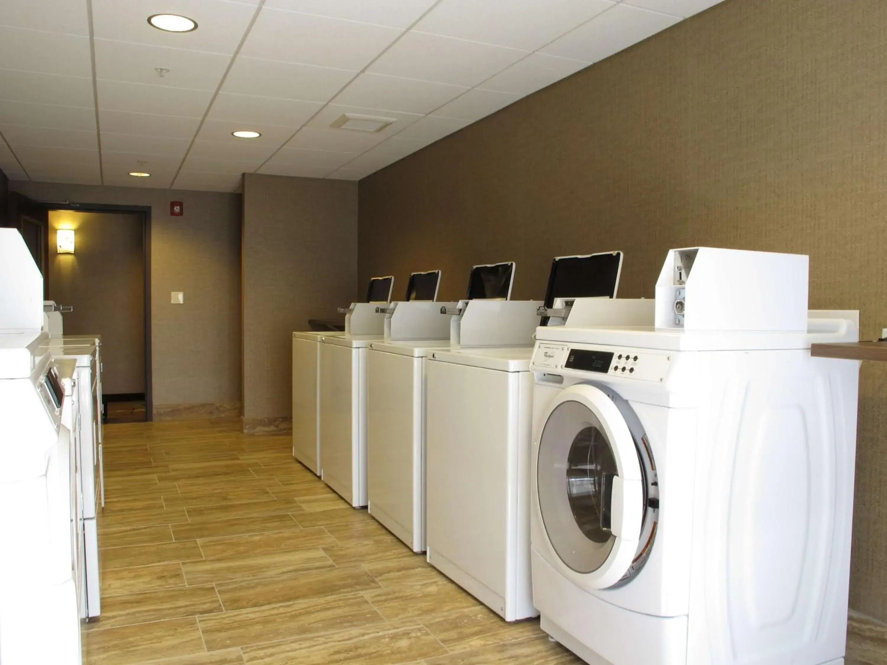 Property building in Homewood Suites by Hilton Coralville - Iowa River Landing Property building in Homewood Suites by Hilton Coralville - Iowa River Landing