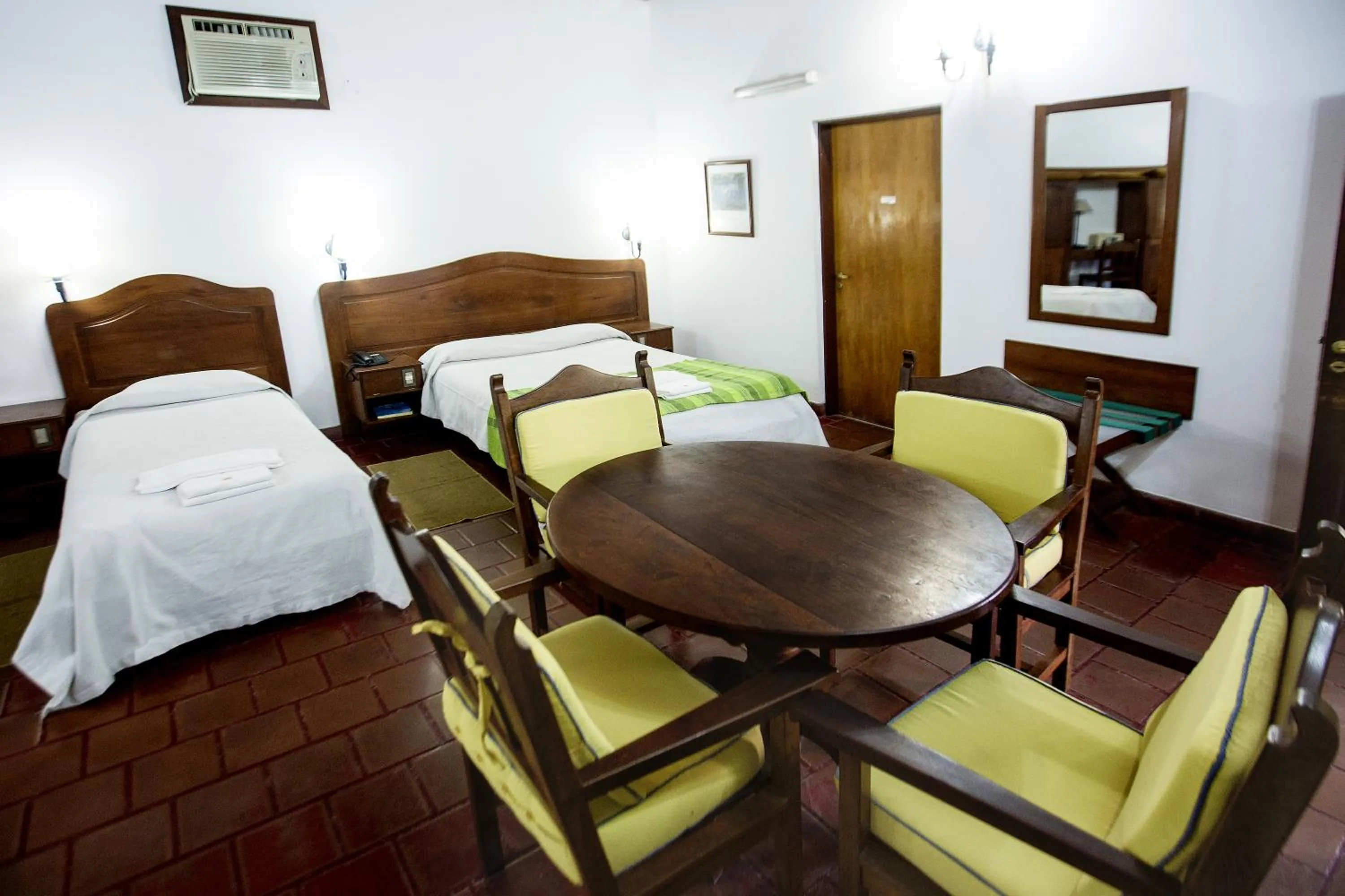 Bed in Hostería Posada del Sol