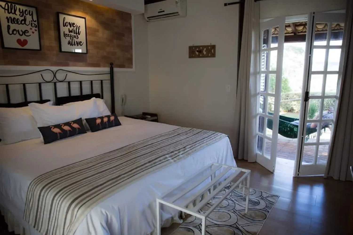 Bed in Hotel Pousada Shangri-la