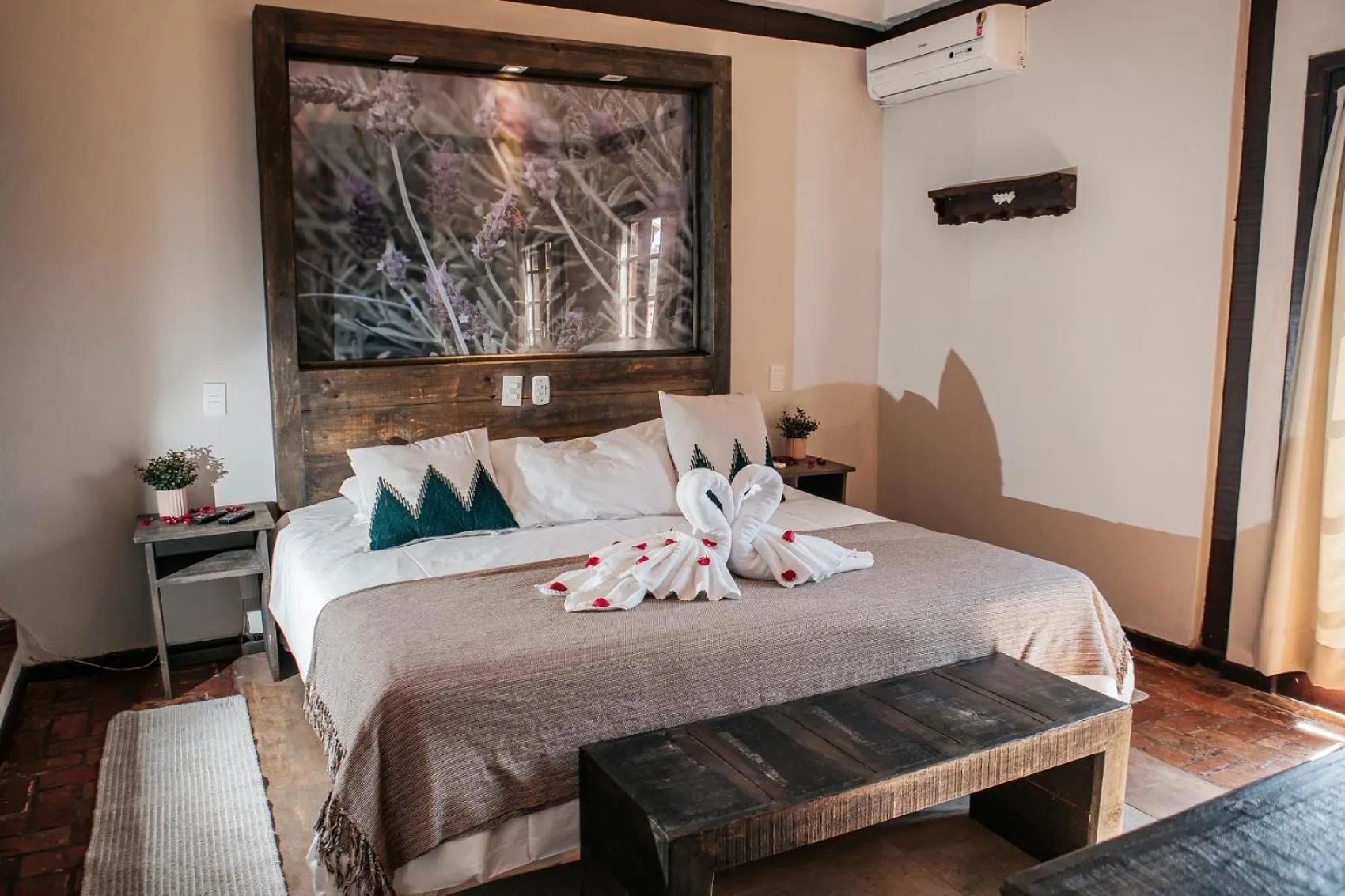 Bed in Hotel Pousada Shangri-la