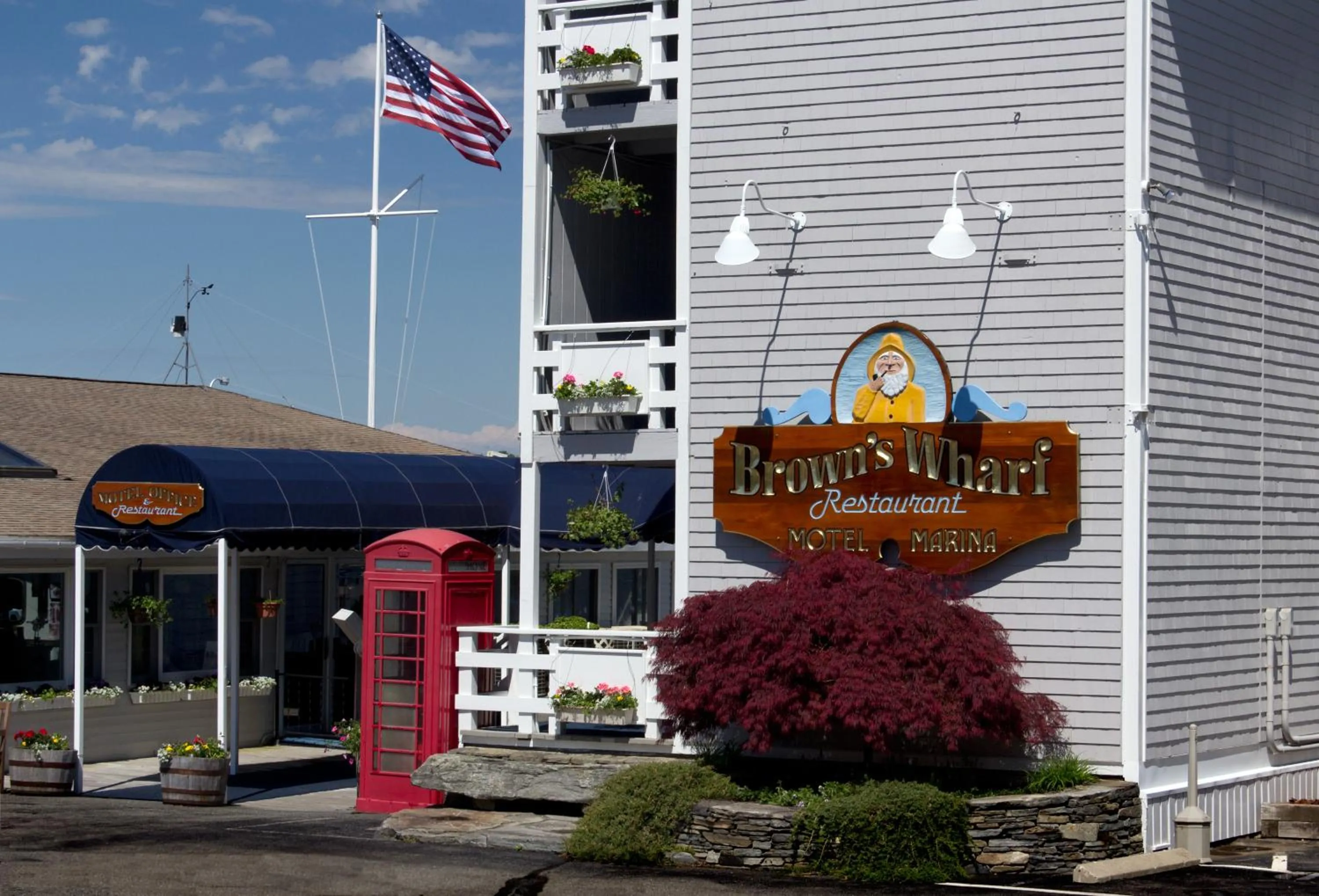 Property logo or sign in Browns Wharf Inn