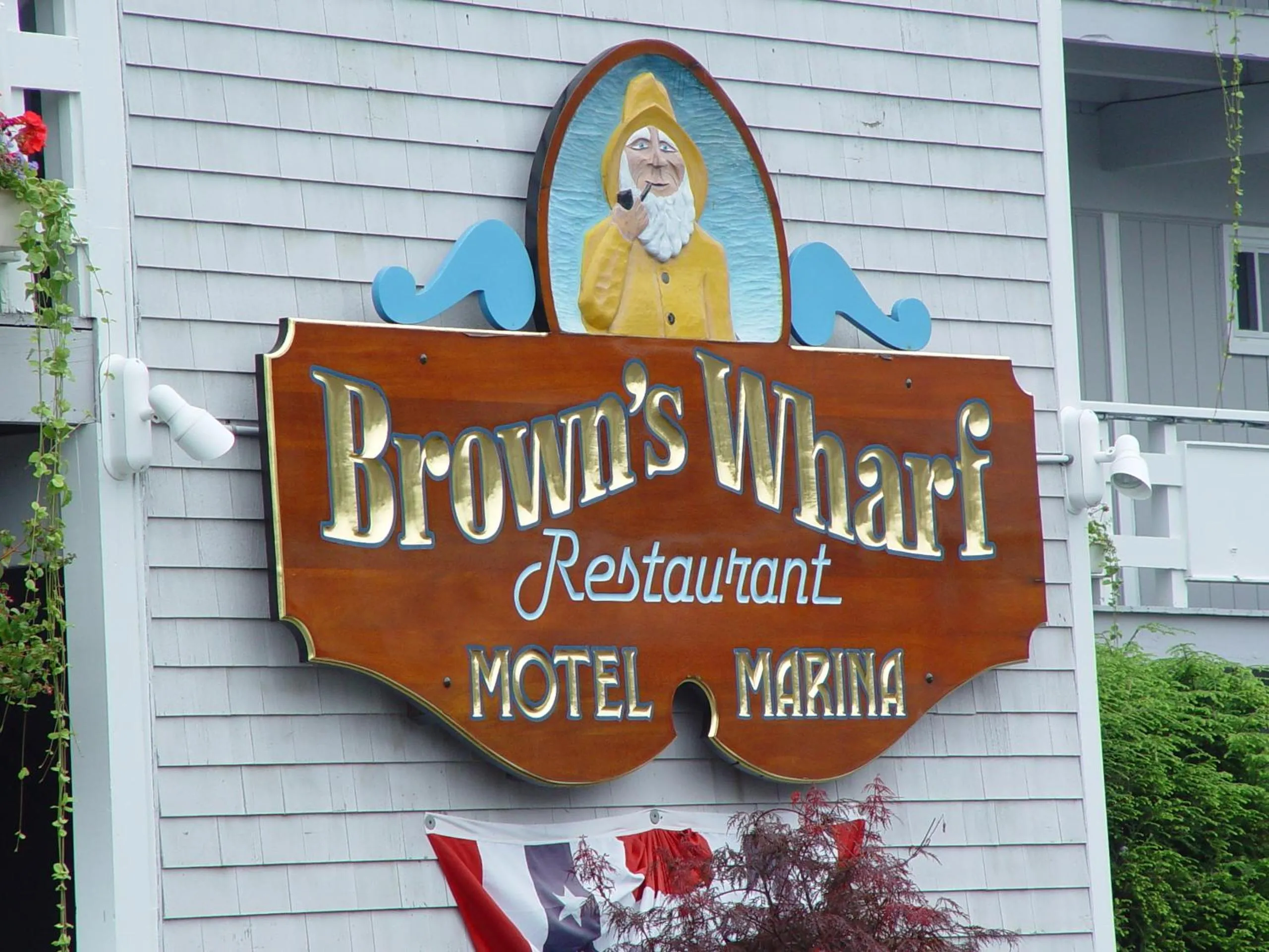 On site in Browns Wharf Inn