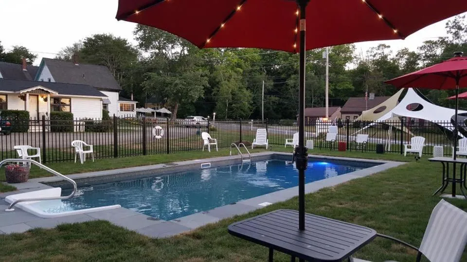 Swimming pool in Starlight Lodge at Rockport Harbor