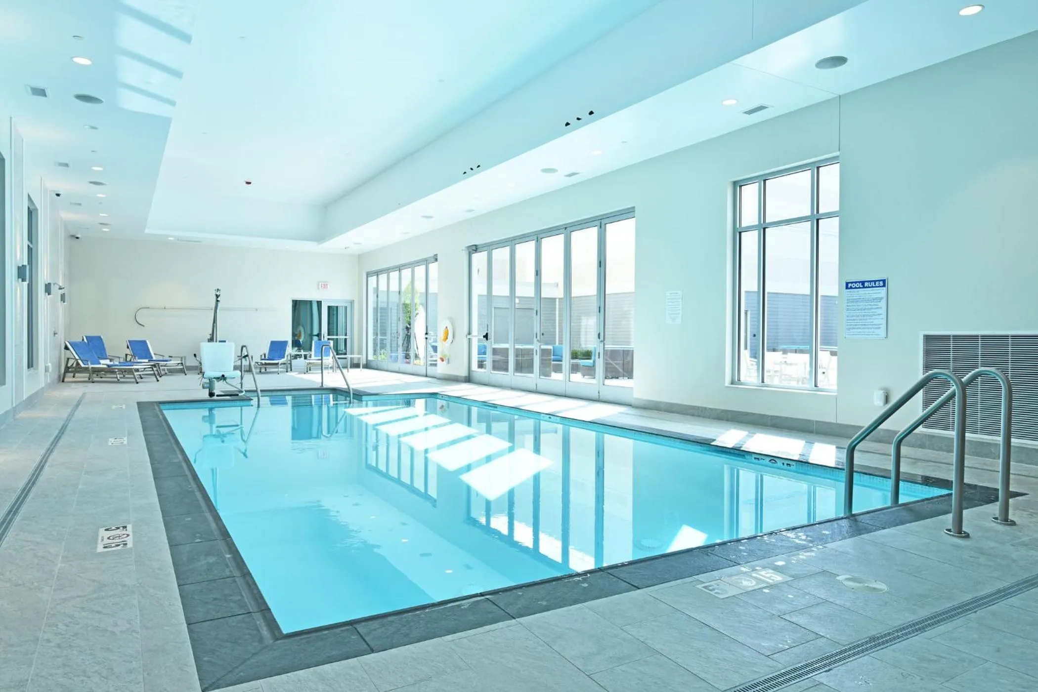 Swimming pool in Bally's Twin River Lincoln Casino & Hotel