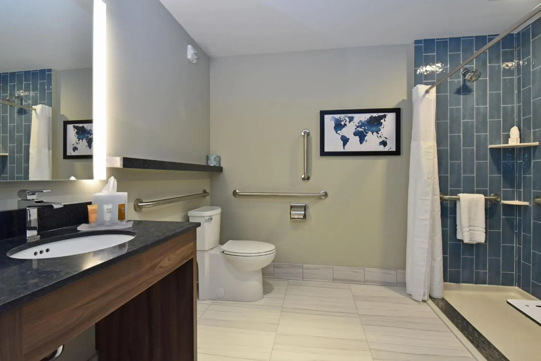 Double Room - Disability Access in Bally's Twin River Lincoln Casino & Hotel Double Room - Disability Access in Bally's Twin River Lincoln Casino & Hotel