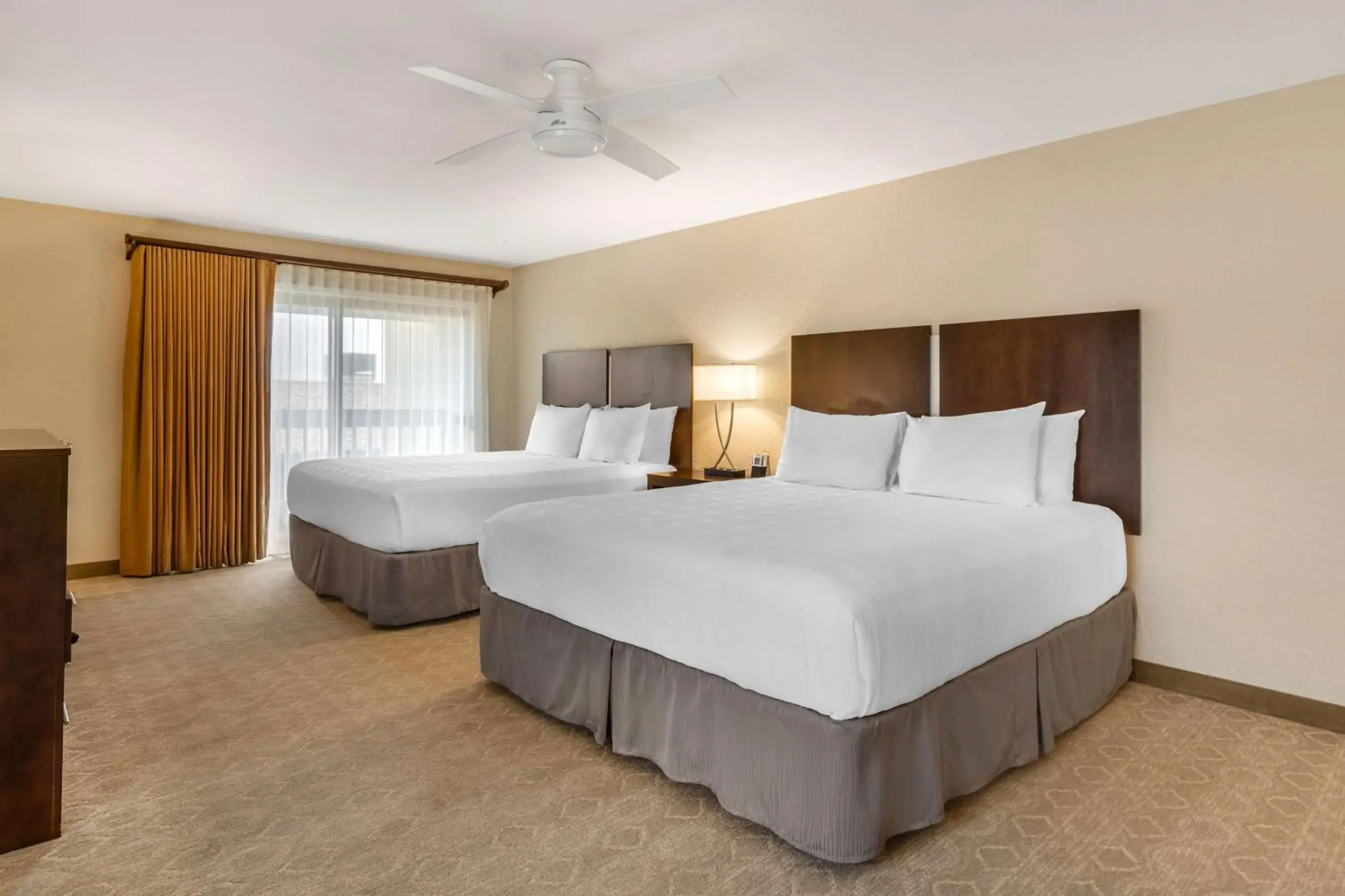 Bedroom, Bed in Best Western Plus Monterey Inn Bedroom, Bed in Best Western Plus Monterey Inn