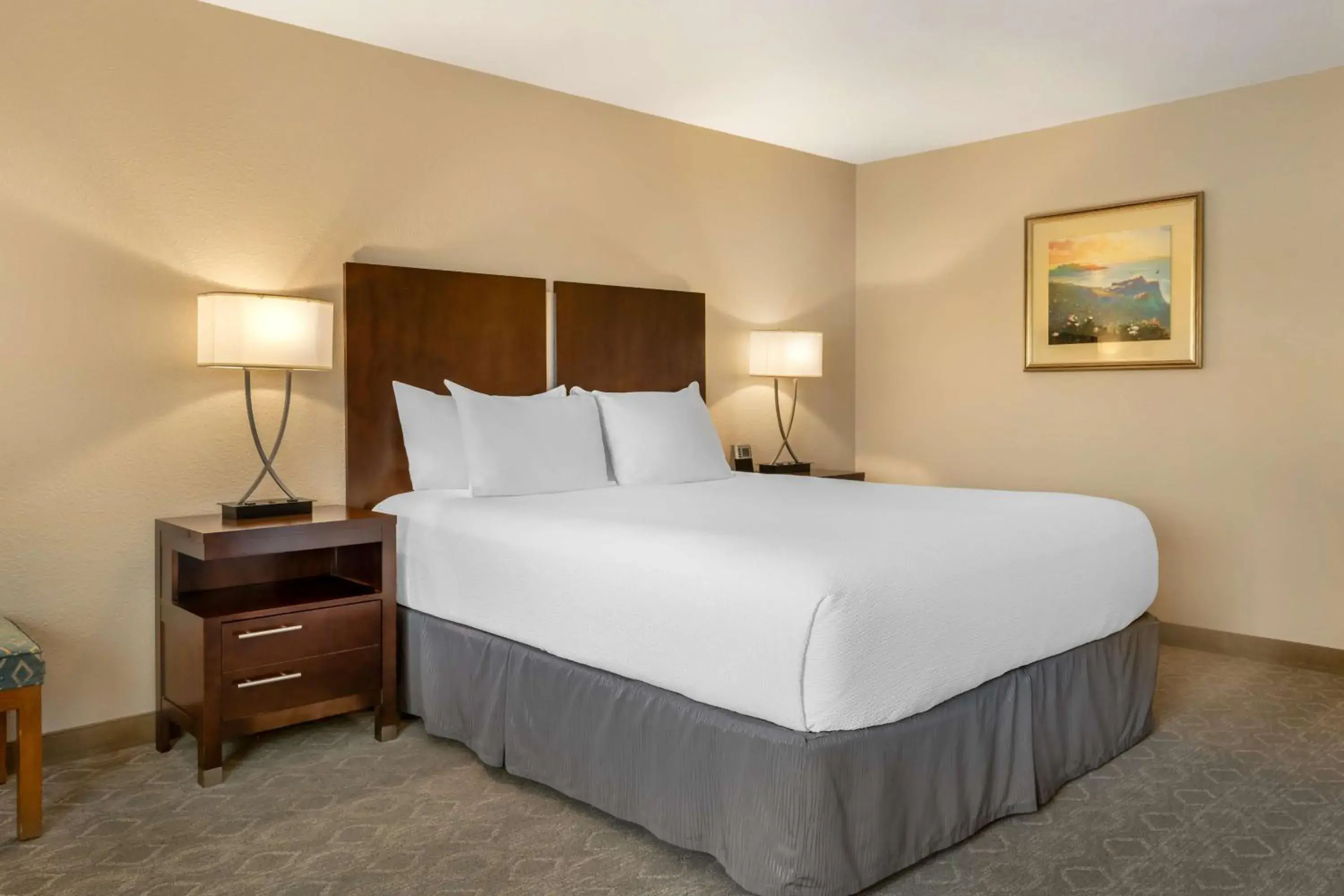 Bedroom, Bed in Best Western Plus Monterey Inn Bedroom, Bed in Best Western Plus Monterey Inn