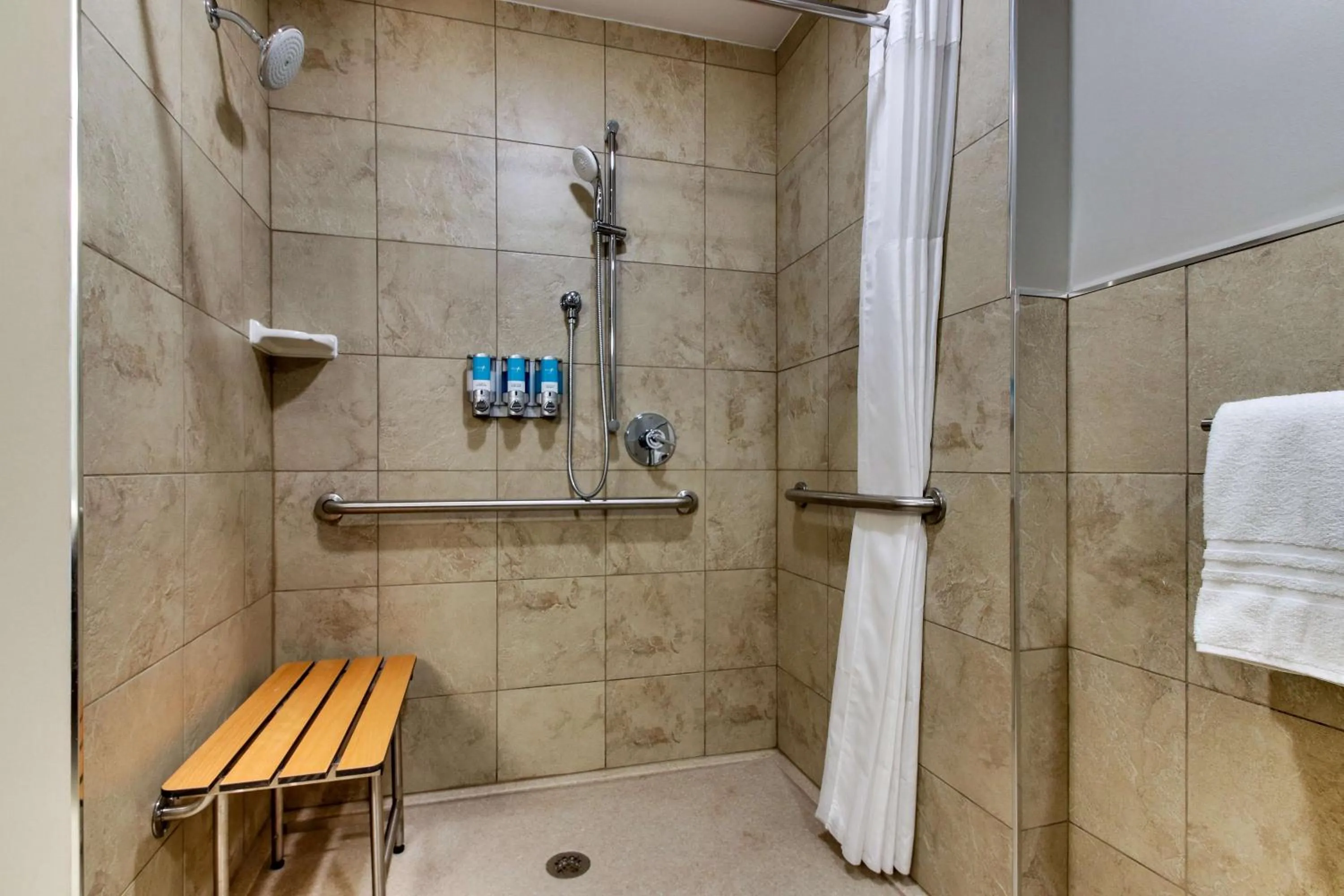 Bathroom in Drury Plaza Hotel Milwaukee Downtown