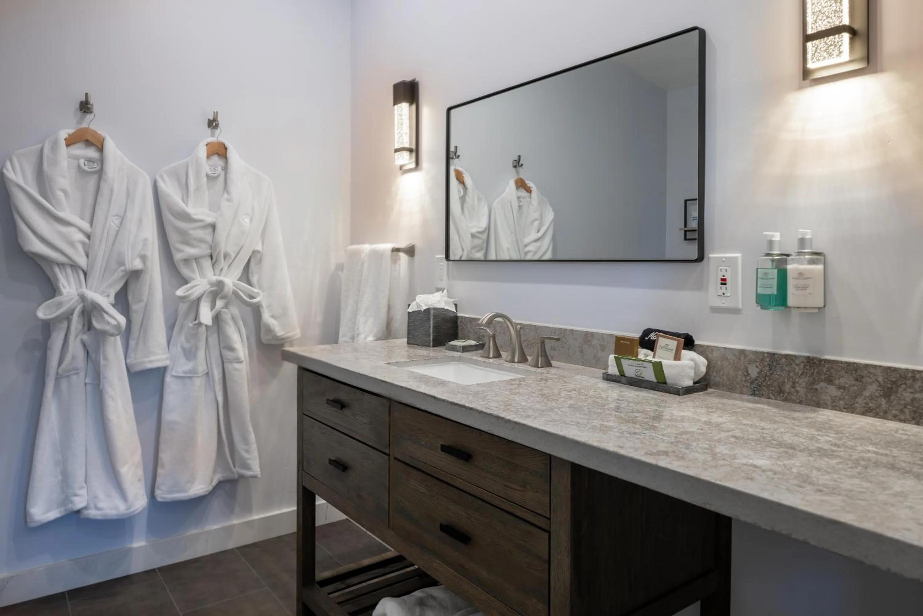Bathroom in Cypress Inn on Miramar Beach