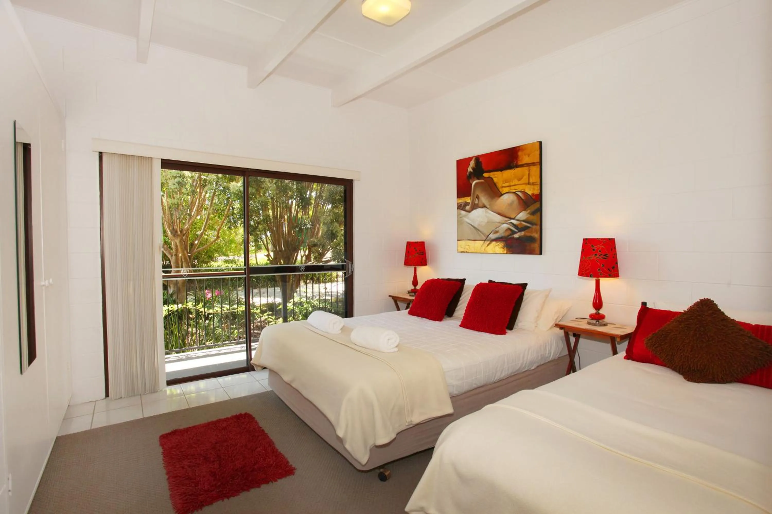 Bedroom, Bed in Mapleton Falls Accommodation