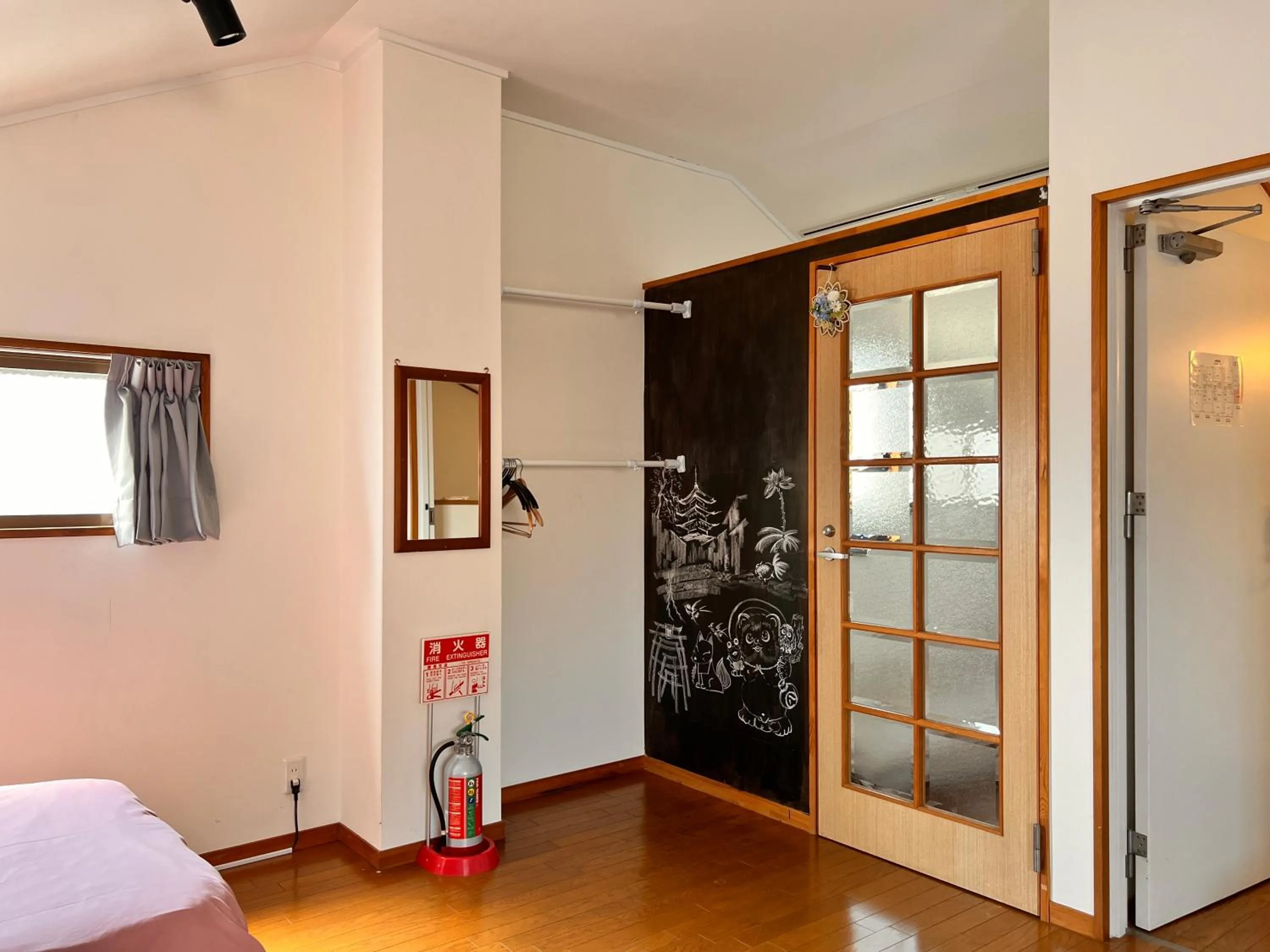 Photo of the whole room, Bed in Kyoto Guesthouse Lantern