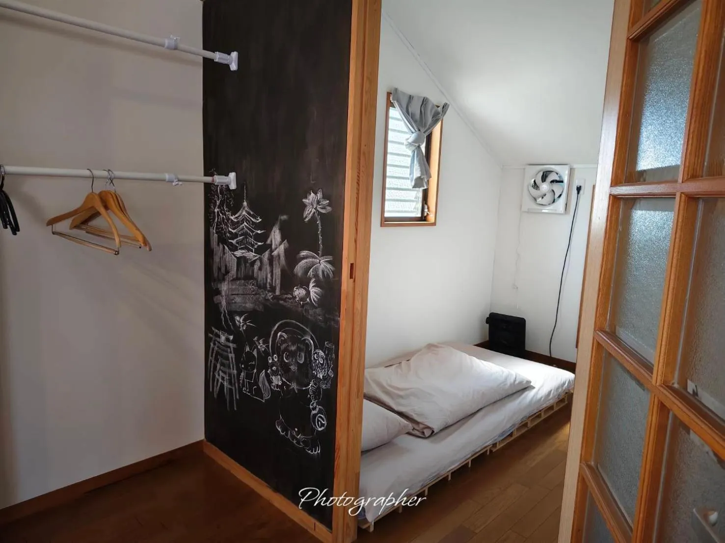 Photo of the whole room, Bed in Kyoto Guesthouse Lantern