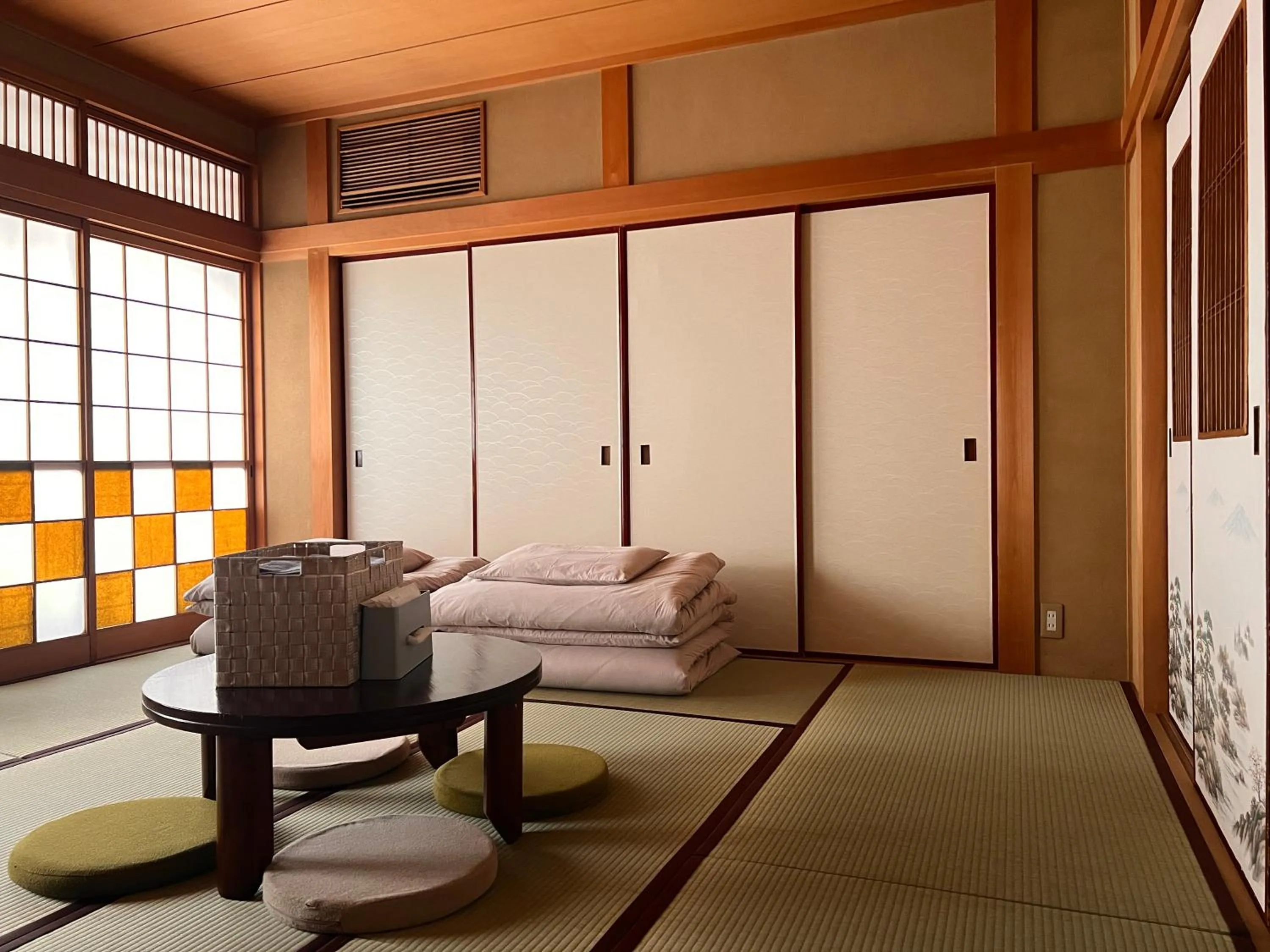 Photo of the whole room in Guest House WA