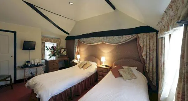 Bed in Bath Place Hotel