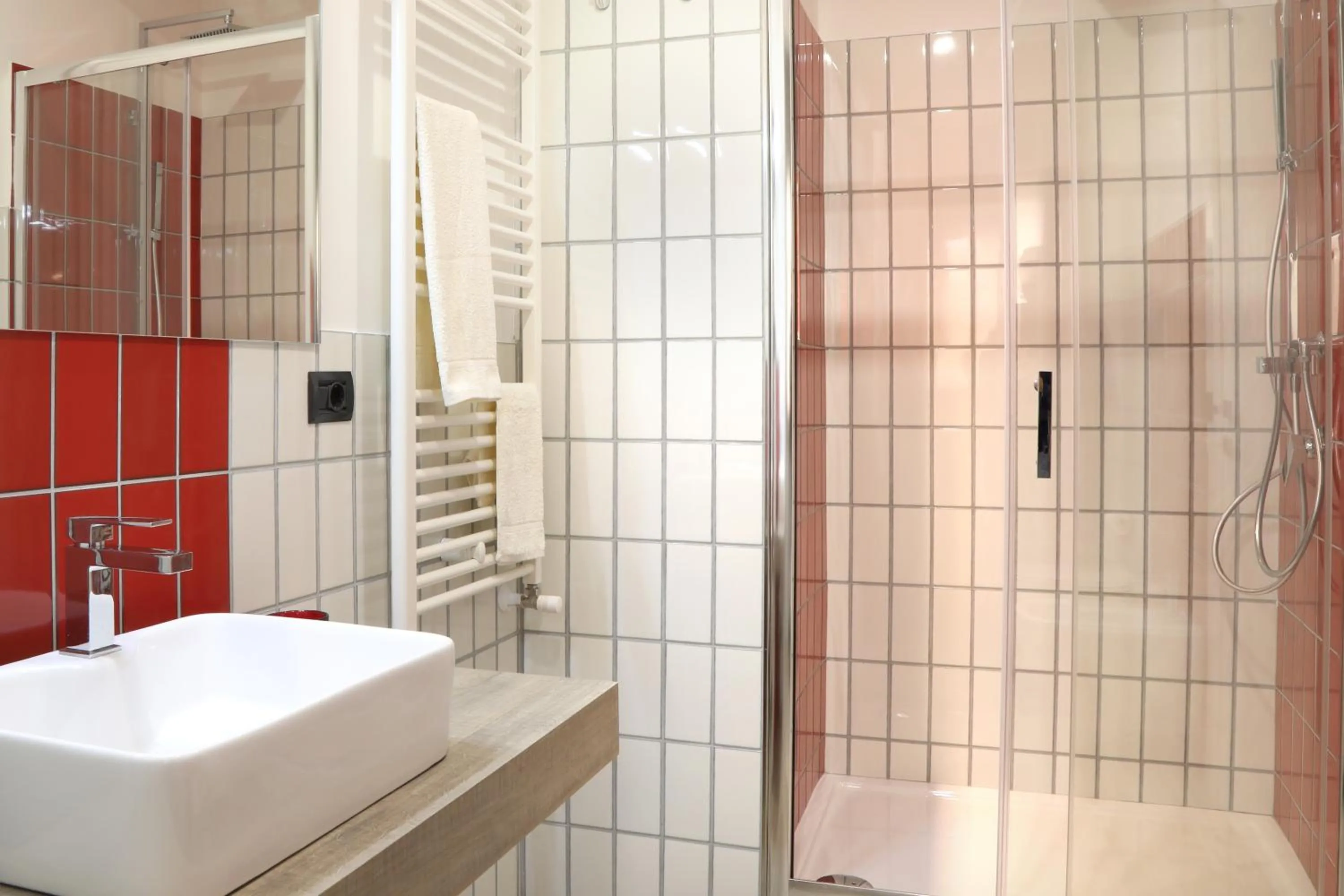 Bathroom in Primo a destra