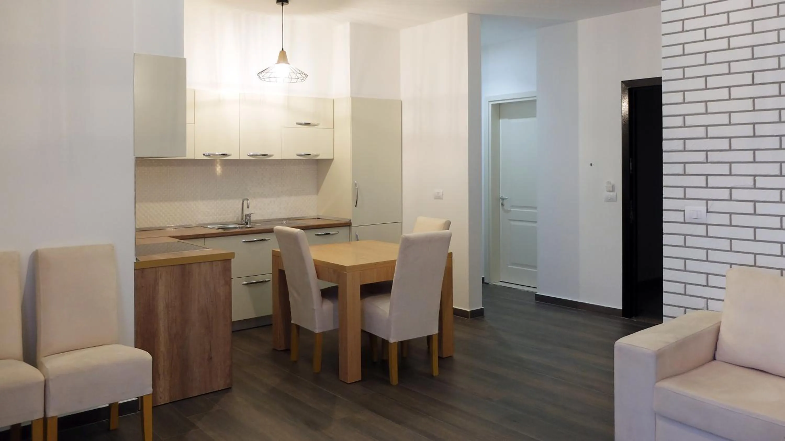 Sunrise Luxury Apartments