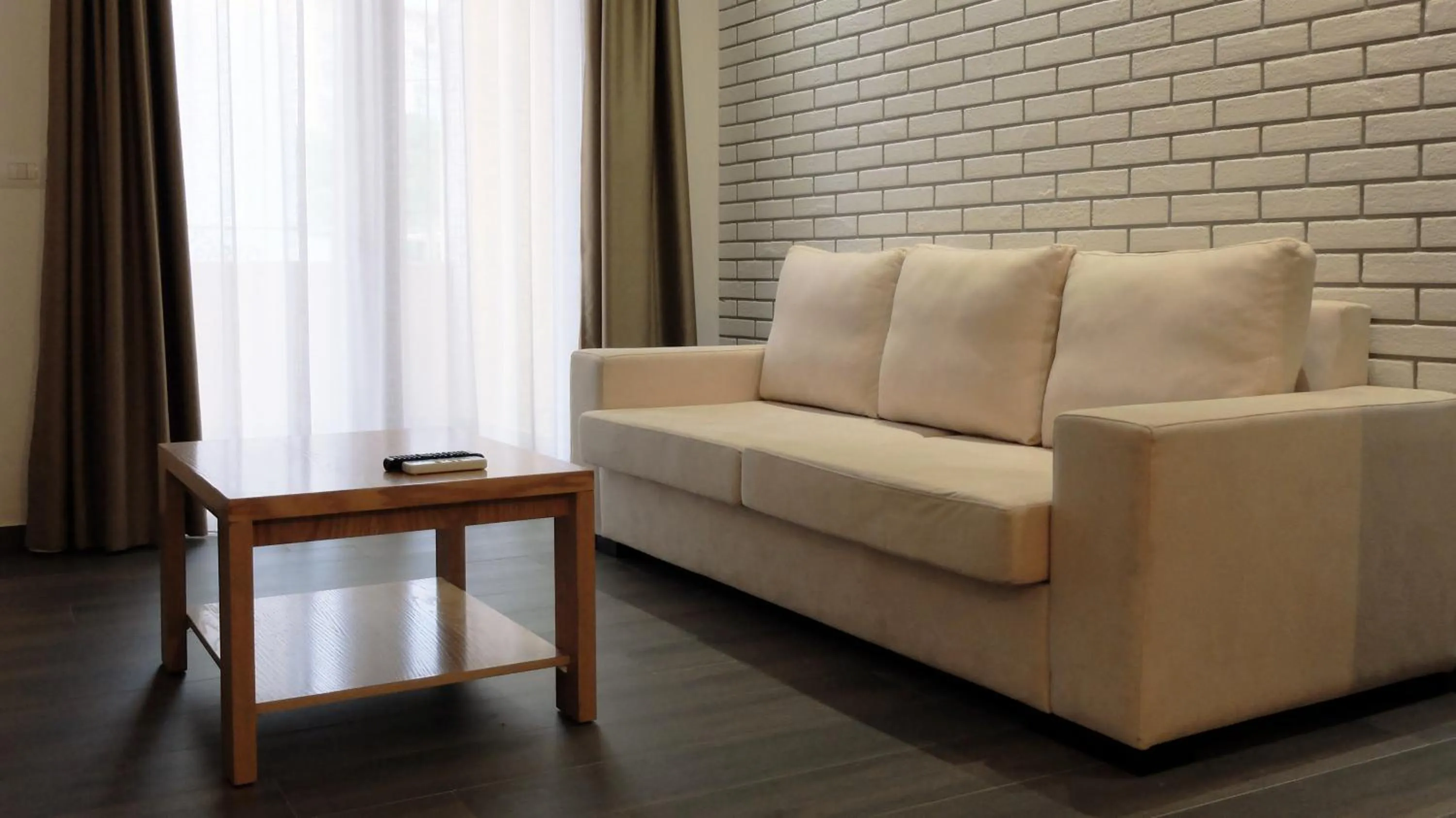 Sunrise Luxury Apartments