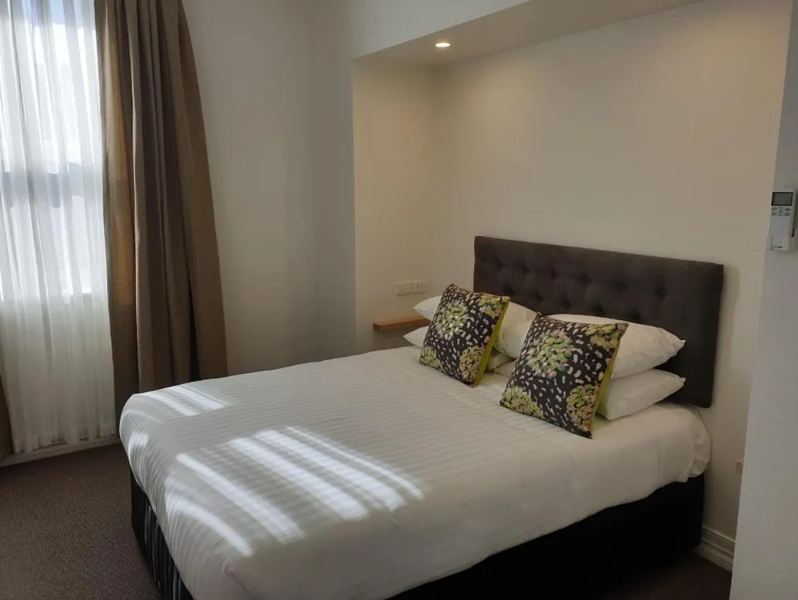 Bed in The Hotel Shamrock