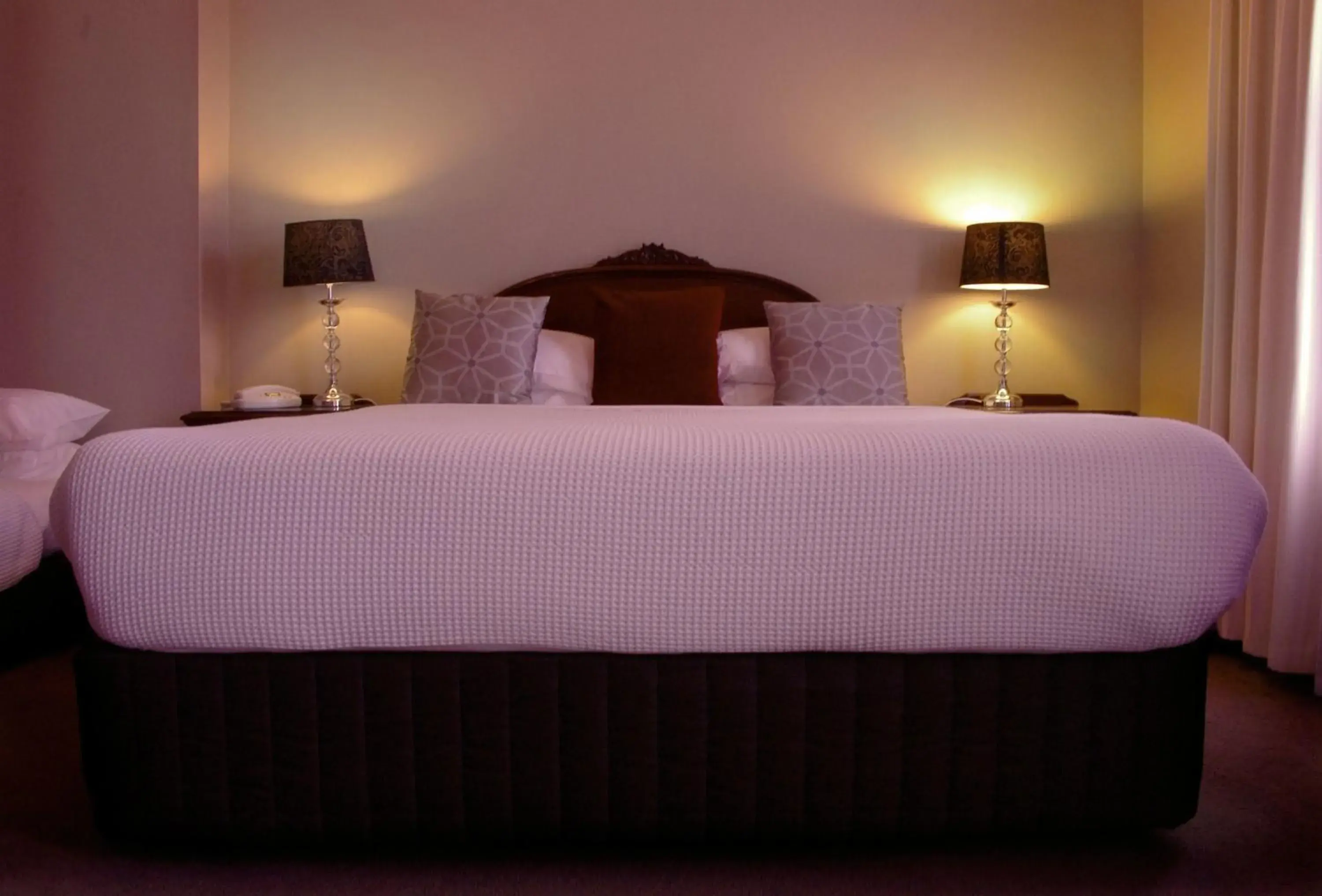 King Suite With Spa in The Hotel Shamrock King Suite With Spa in The Hotel Shamrock