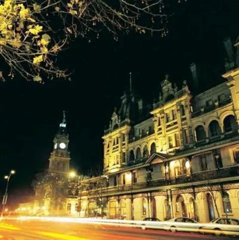 Facade/entrance in The Hotel Shamrock