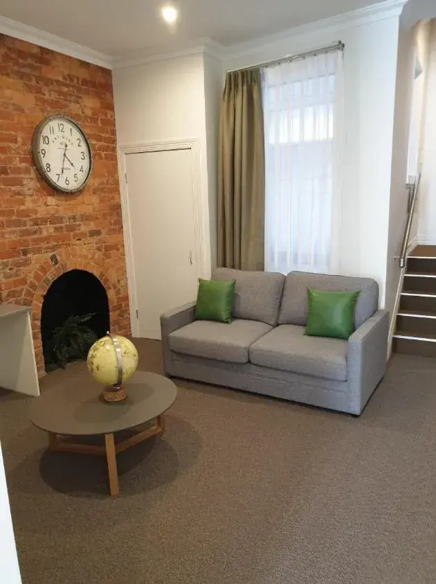 Deluxe Queen Room in The Hotel Shamrock Deluxe Queen Room in The Hotel Shamrock