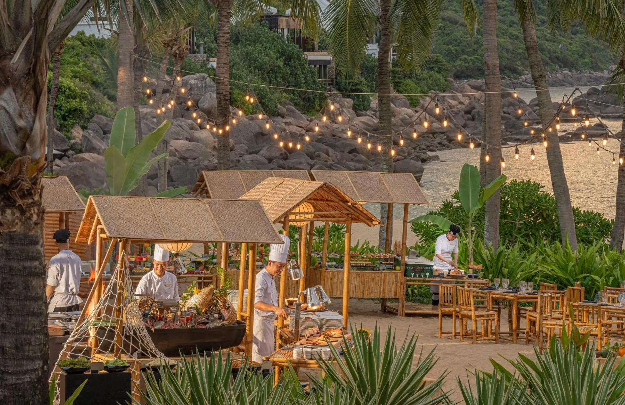 Restaurant/places to eat in InterContinental Danang Sun Peninsula Resort by IHG