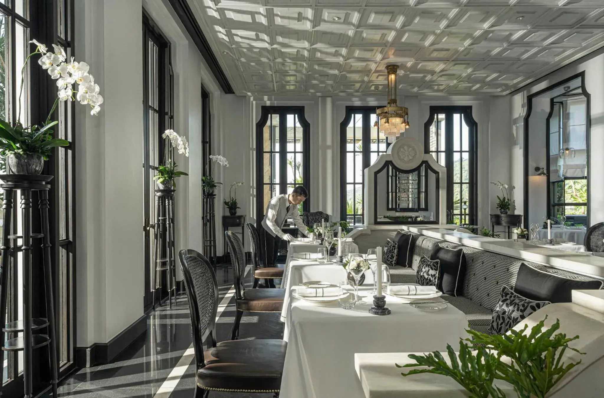 Restaurant/places to eat in InterContinental Danang Sun Peninsula Resort by IHG Restaurant/places to eat in InterContinental Danang Sun Peninsula Resort by IHG