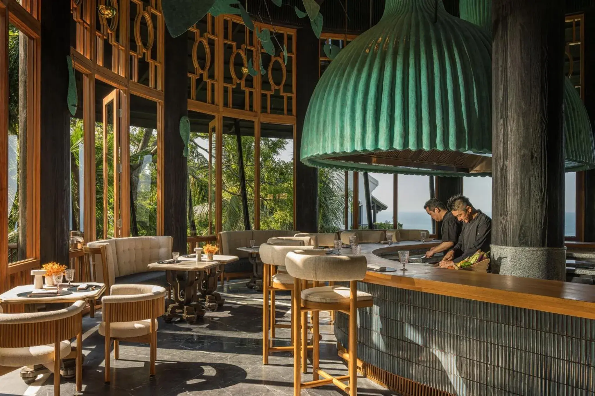 Restaurant/places to eat in InterContinental Danang Sun Peninsula Resort by IHG Restaurant/places to eat in InterContinental Danang Sun Peninsula Resort by IHG