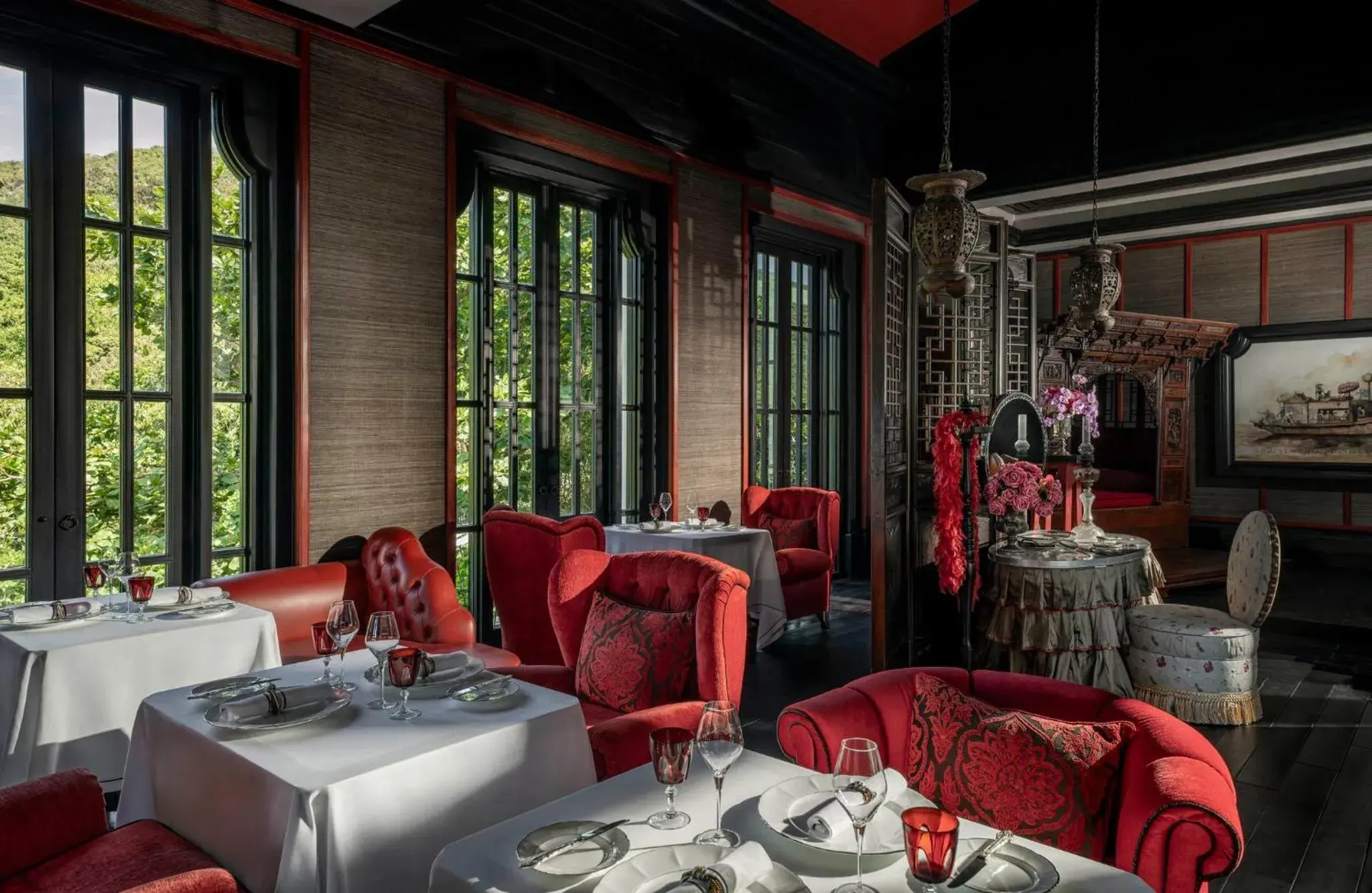 Restaurant/places to eat in InterContinental Danang Sun Peninsula Resort by IHG Restaurant/places to eat in InterContinental Danang Sun Peninsula Resort by IHG