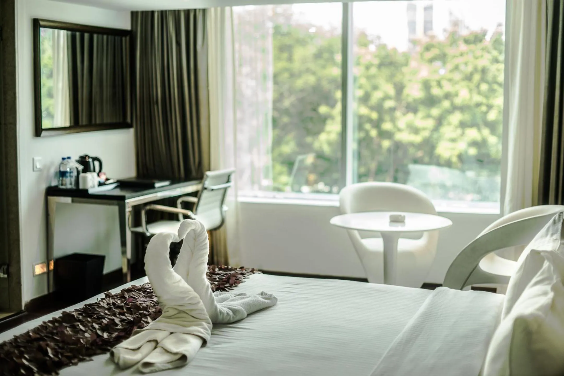 Photo of the whole room in Clarion Hotel President Chennai