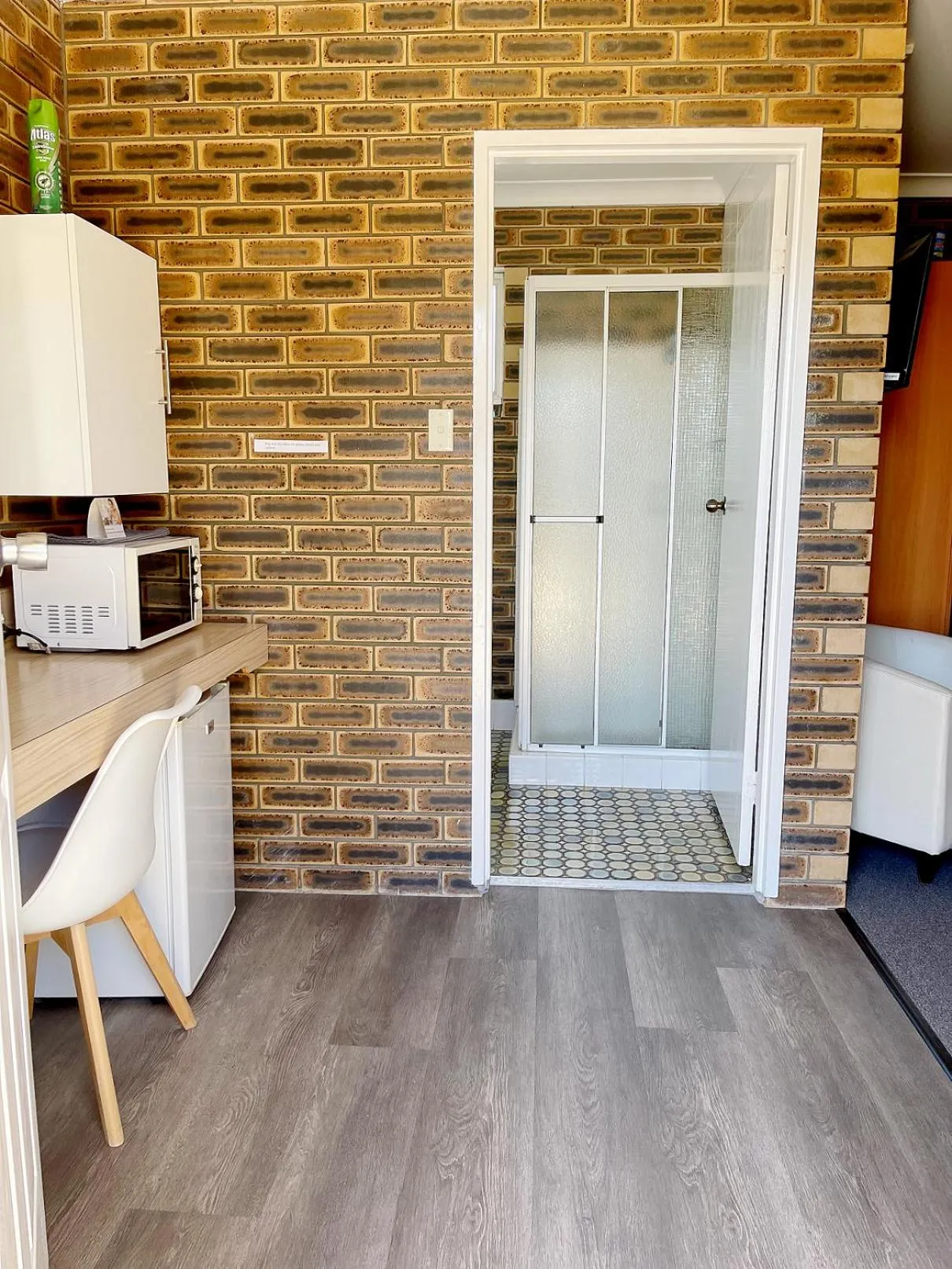 Bathroom in Squatters Homestead Motel