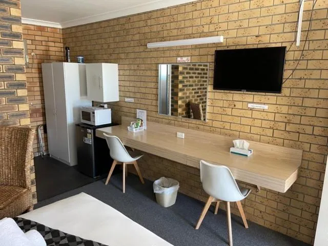 Squatters Homestead Motel